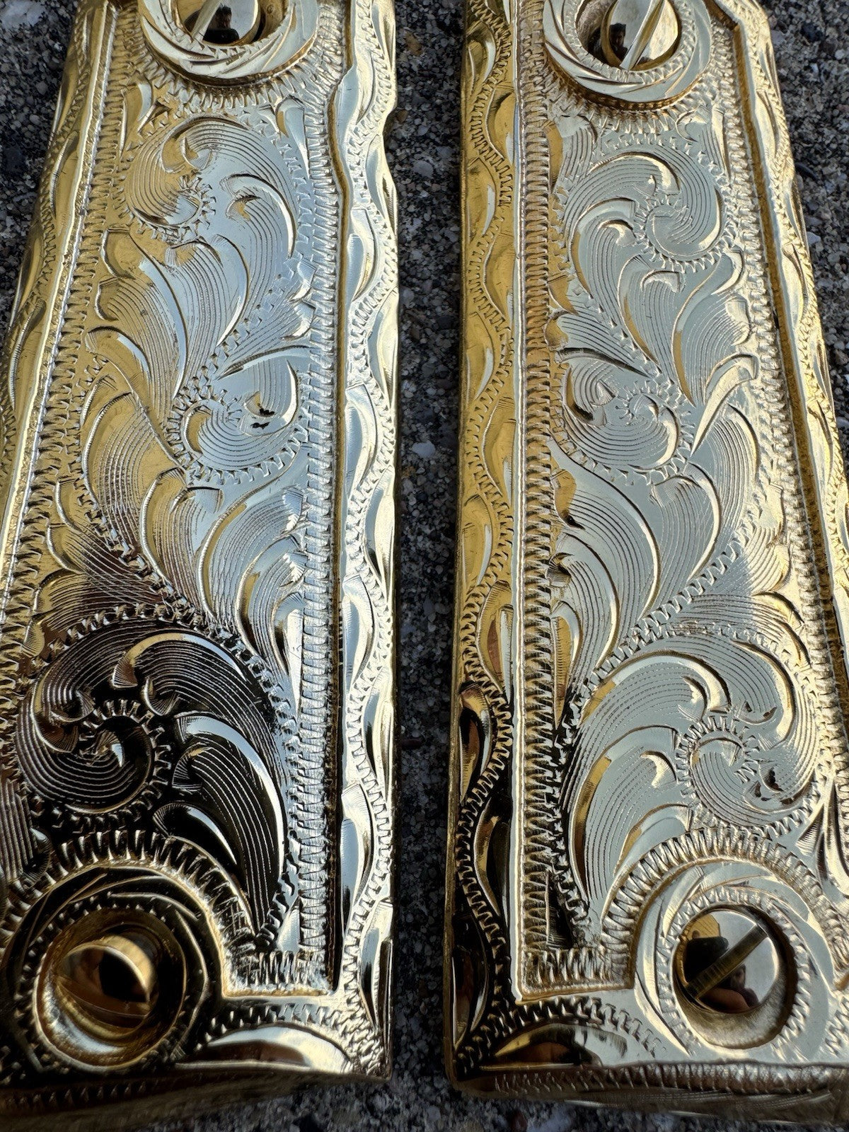 1911 45 38 Super Full Size Gold Gun Pistol Grip Cachas Chapeado & 24K Screws