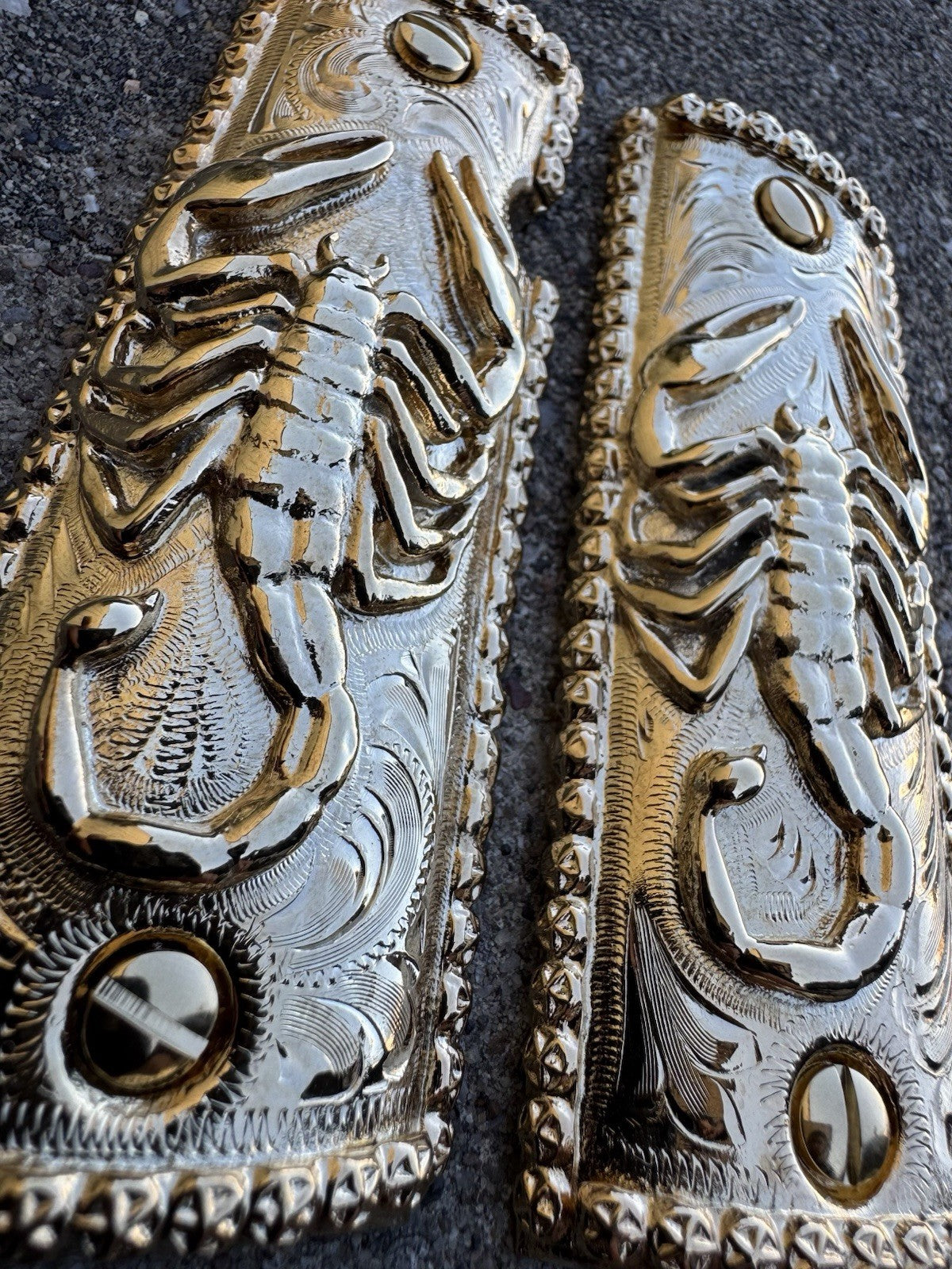 1911 45 38 Super Full Size Scorpion Gold Gun Pistol Grip Cachas & 24K Screws