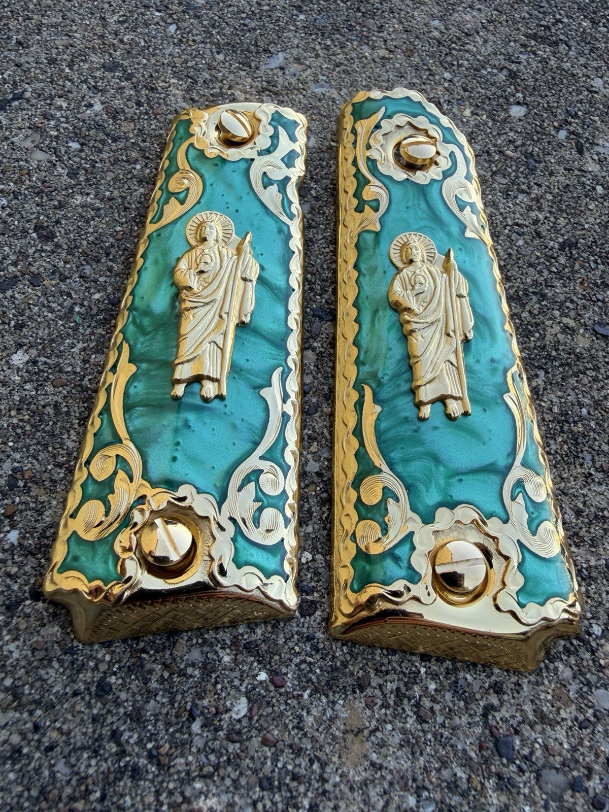 1911 45 38 Super Full Size San Judas Gold Gun Pistol Grip Cachas & 24K Screws