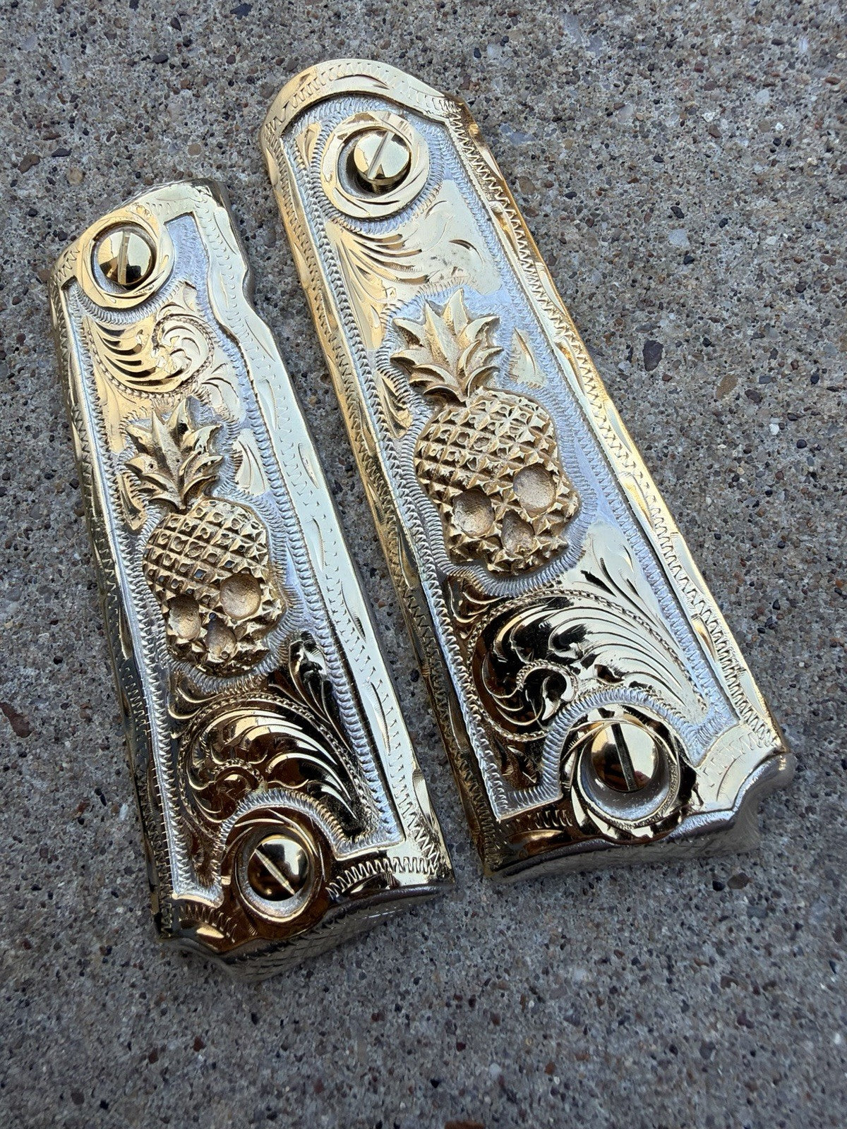 1911 45 38 Super Full Size Gold Gun Pistol Grip Cachas Chapeado & 24K Screws