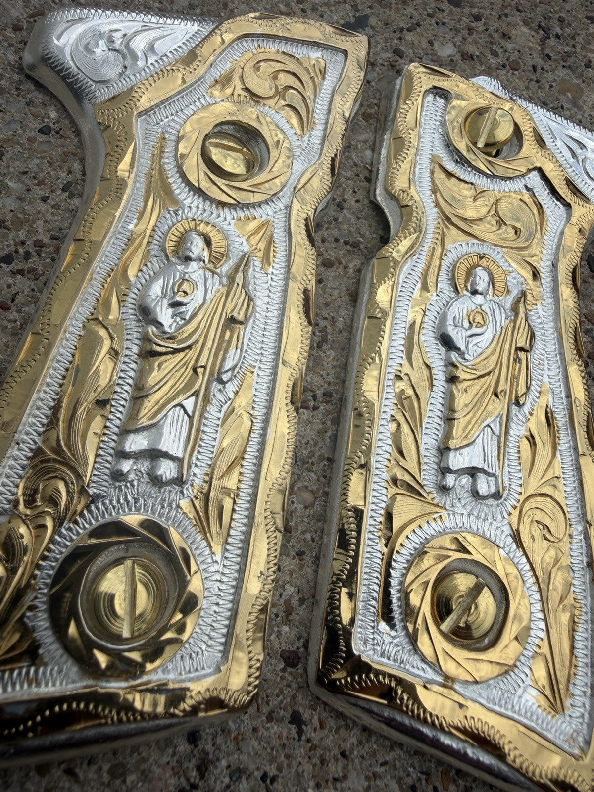 Beretta 92FS Cachas San Judas Gold Plated Pistol Custom Grips & Gold Screws