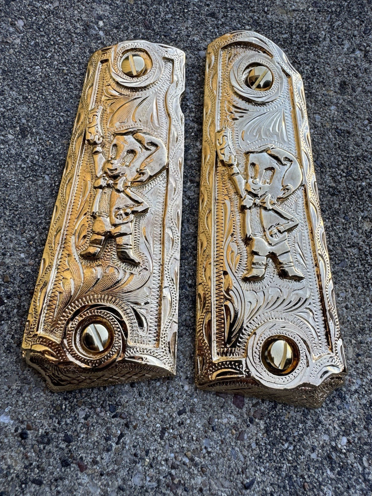 1911 45 38 Super Full Size Richie Rich Gold Gun Pistol Grip Cachas & 24K Screws