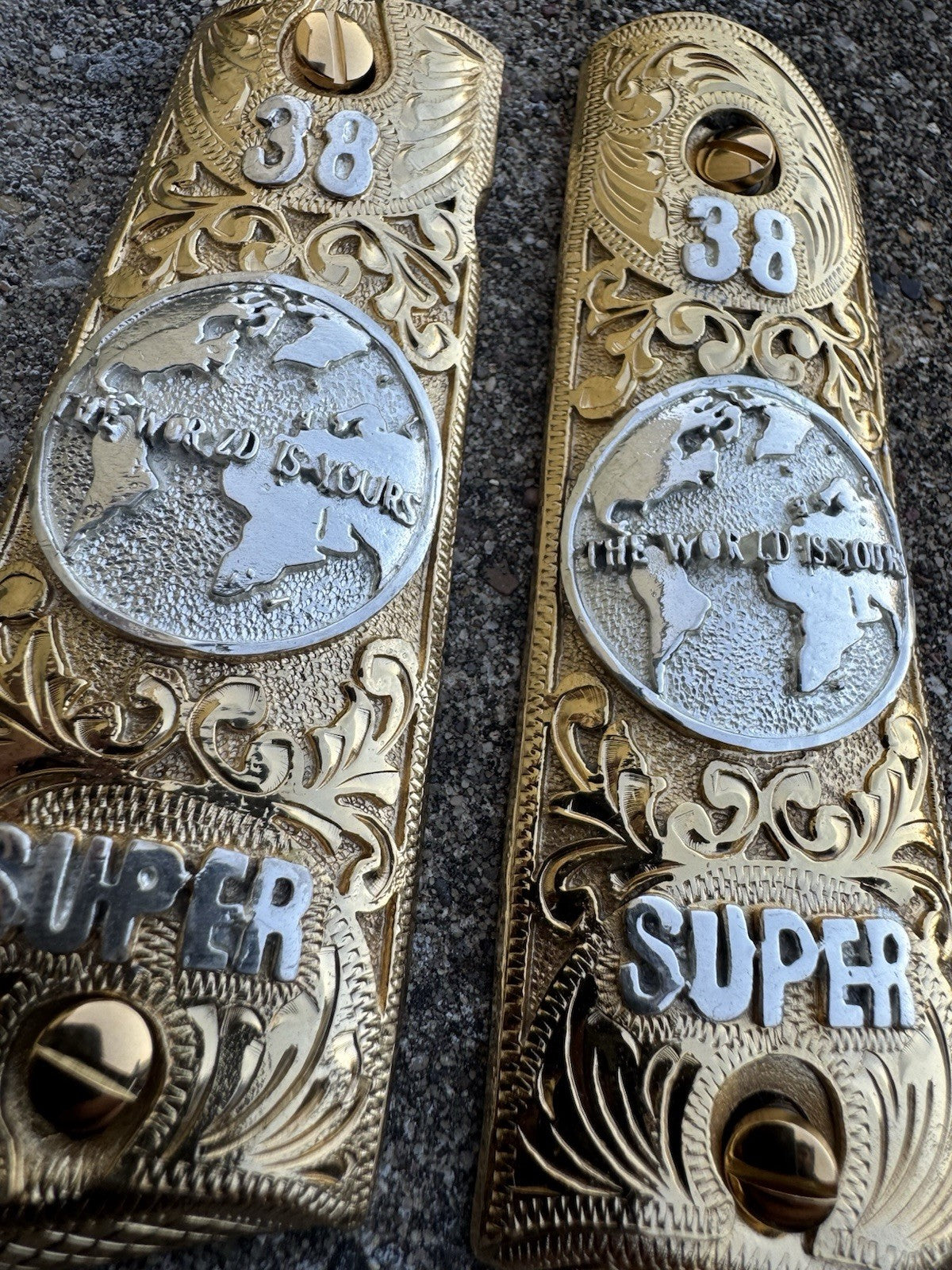 1911 45 38 Super Full Size World Is Yours Gold Gun Pistol Grip Cachas & 24KScrew