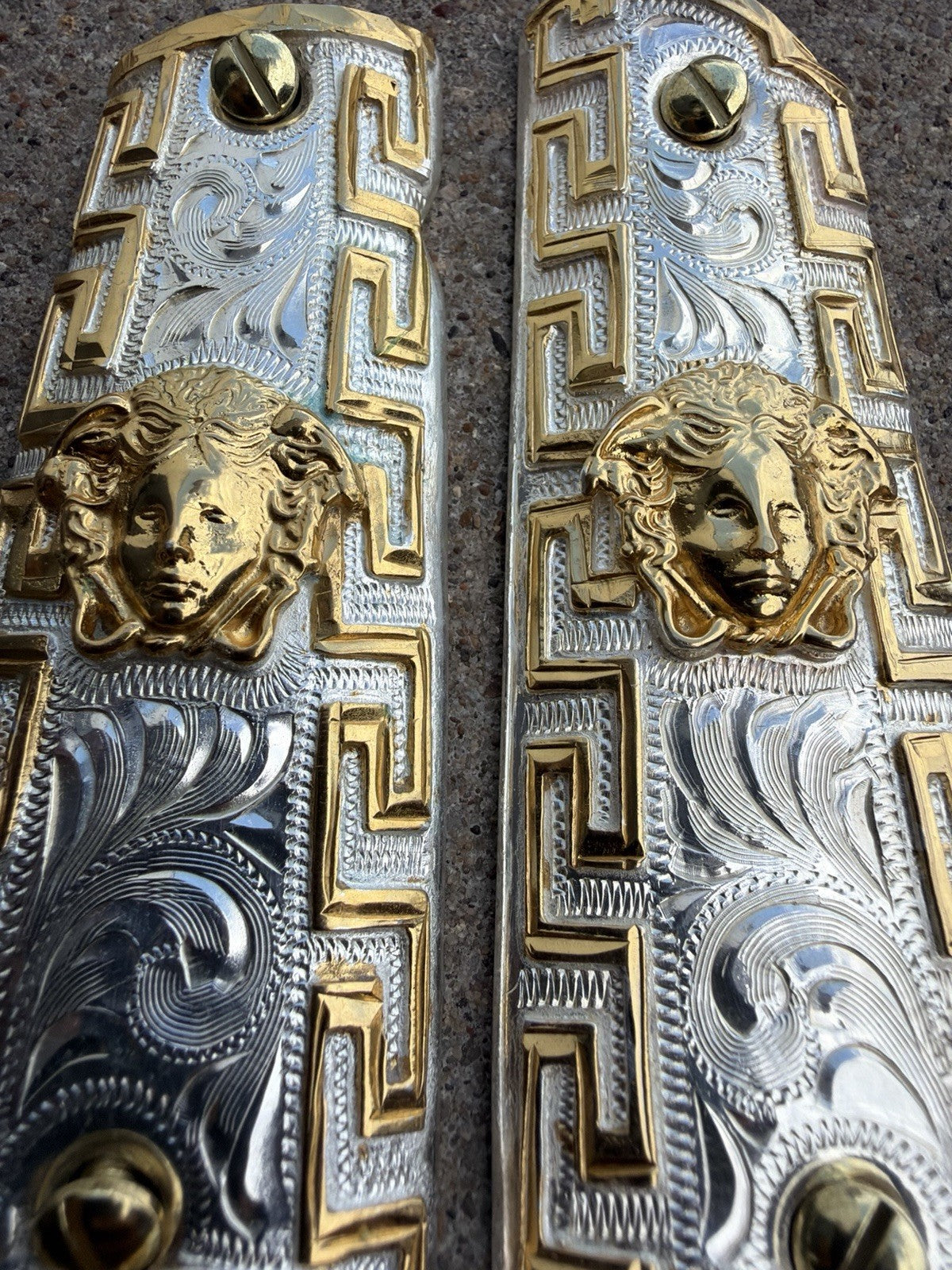1911 45 38 Super Full Size Versace Gold Gun Pistol Grip Cachas & 24K Screws