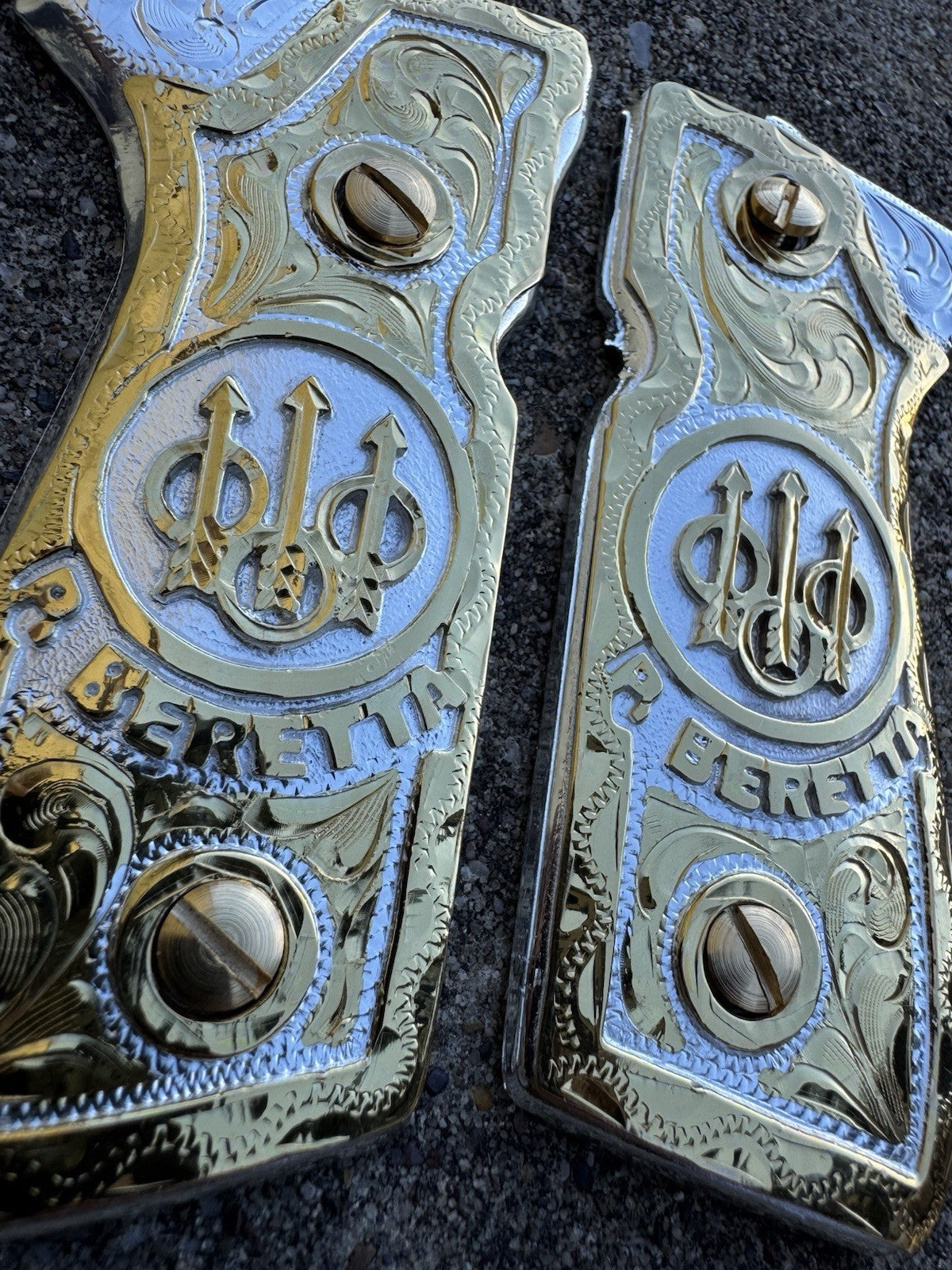 Beretta 92FS Cachas Gold Plated Pistol Custom Grips & Gold Screws