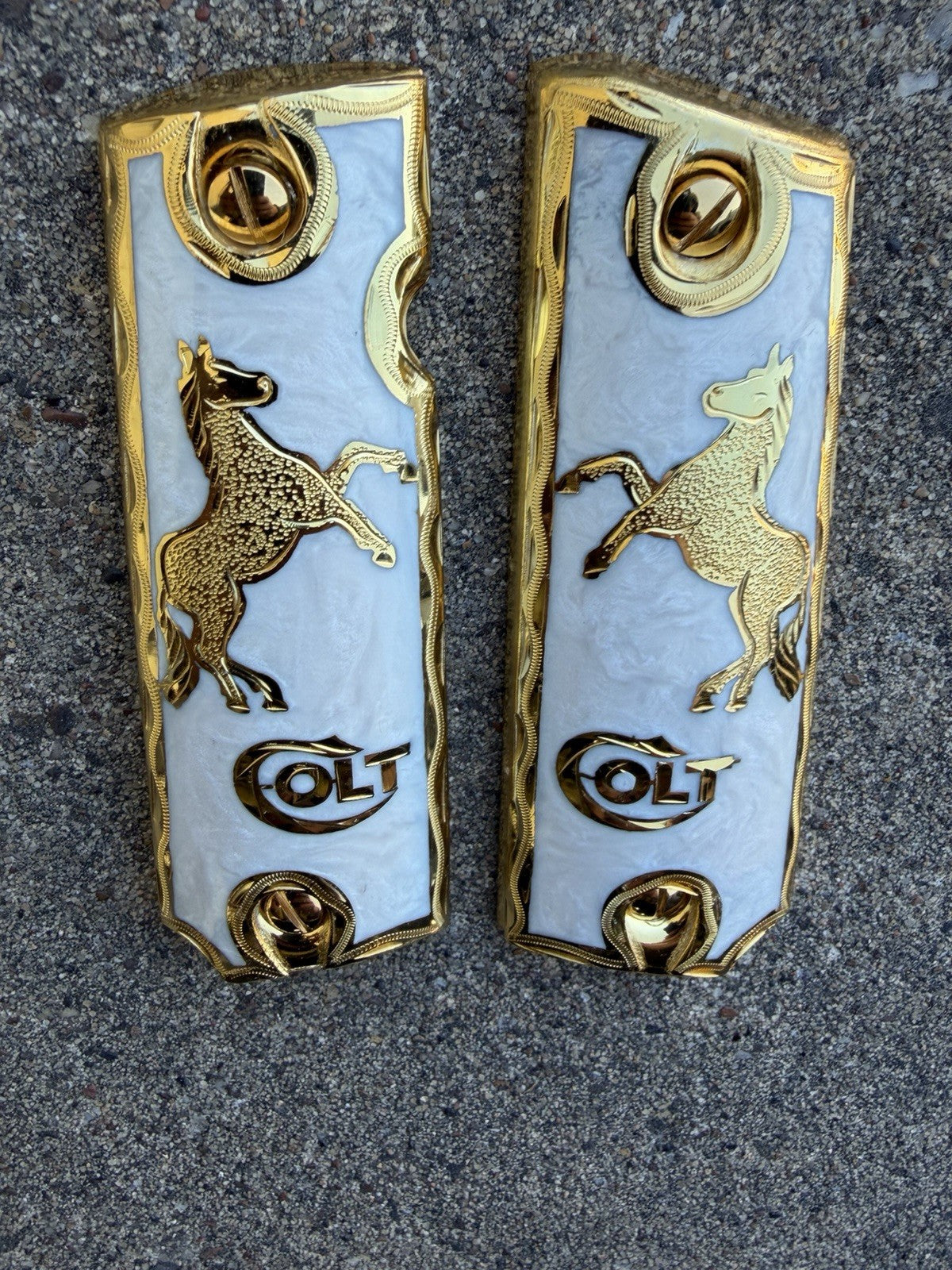 1911 45 38 Super Full Size Horse Gold Gun Pistol Grip Cachas & 24K Screws