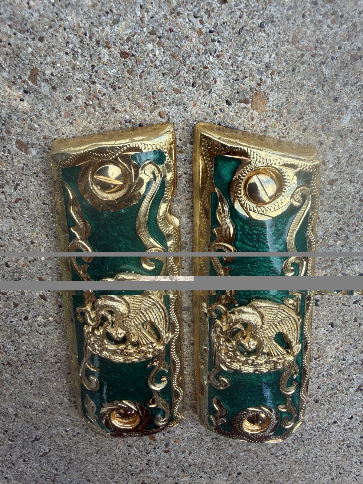 1911 45 38 Super Full Size Mexican Eagle Gold Gun Pistol Grip Cachas & 24K Screw