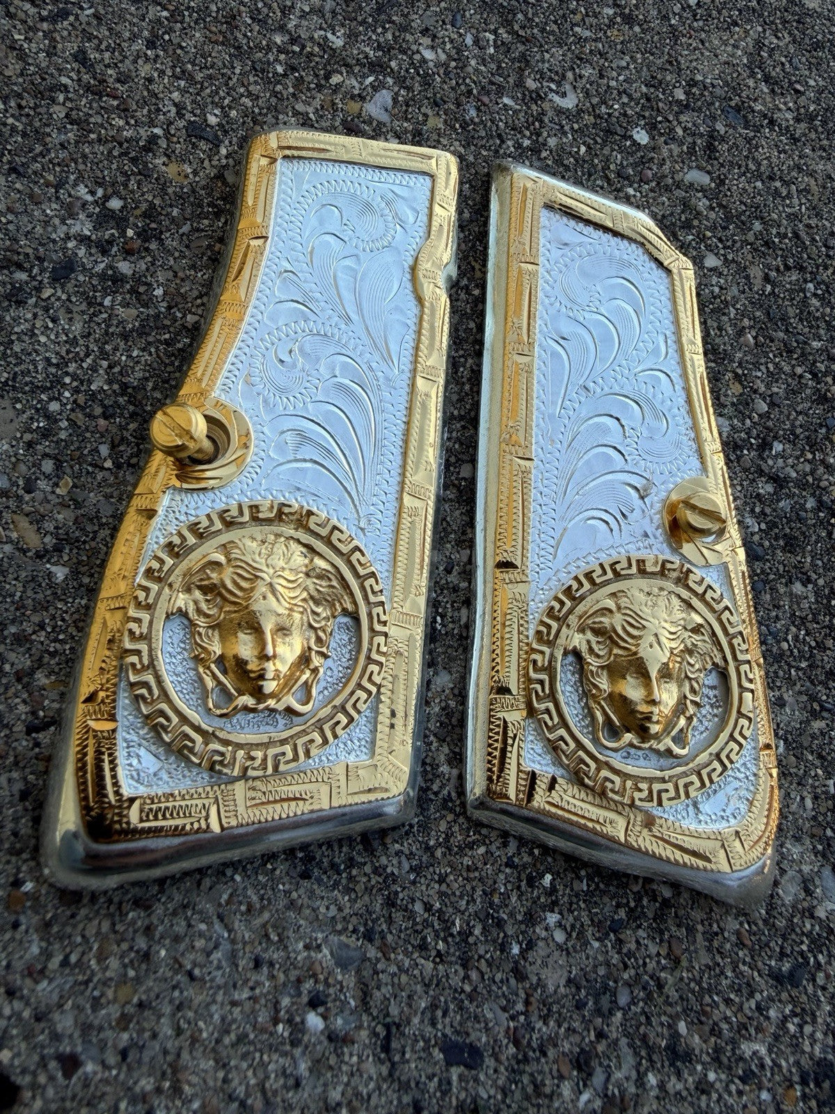 Browning Hi-Power 9mm Versace Gold Gun Pistol Grip Cachas & 2 24K Screws