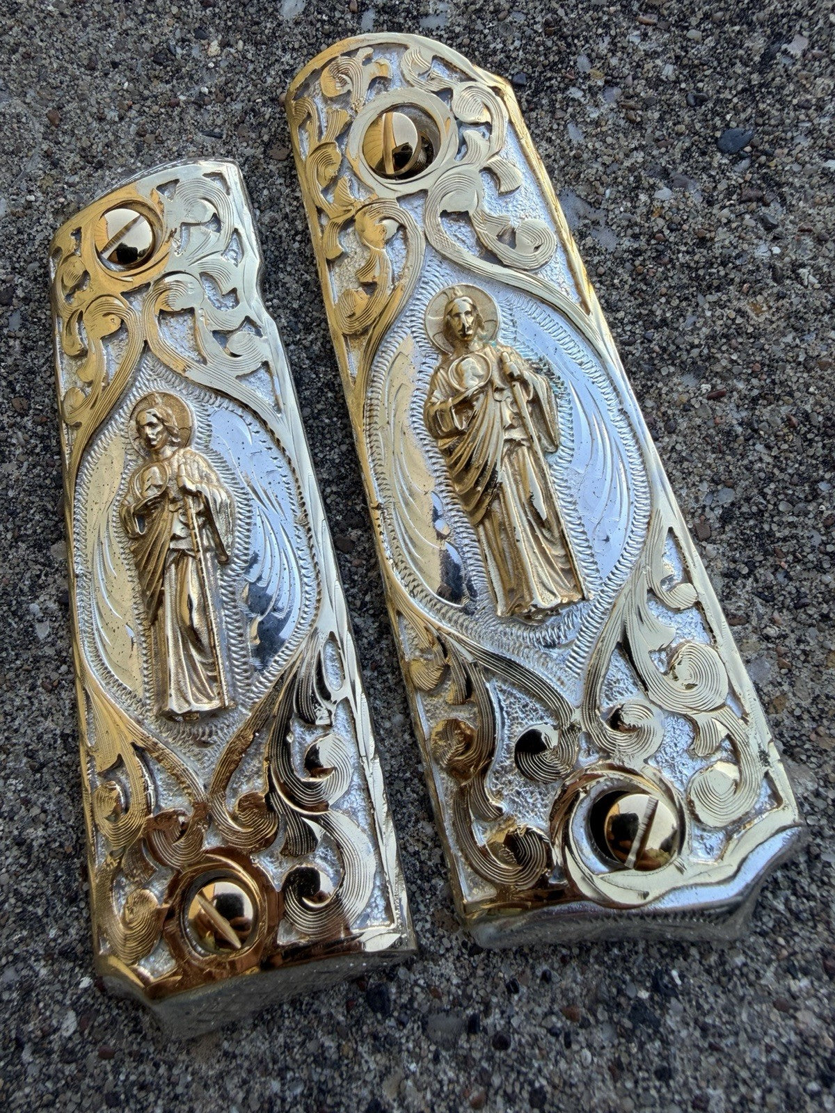 1911 45 38 Super Full Size San Judas Gold Gun Pistol Grip Cachas & 24K Screws