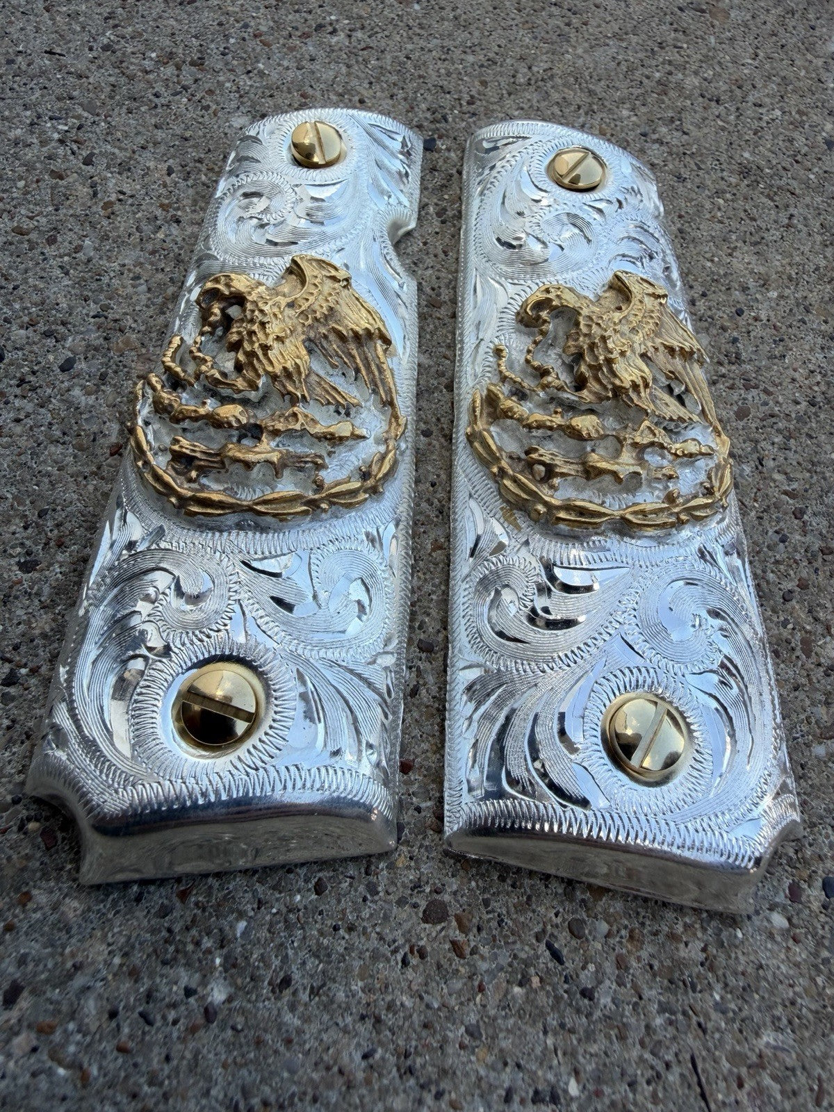 1911 45 38 Super Full Size Aguila Gold Gun Pistol Grip Cachas & 24K Screws