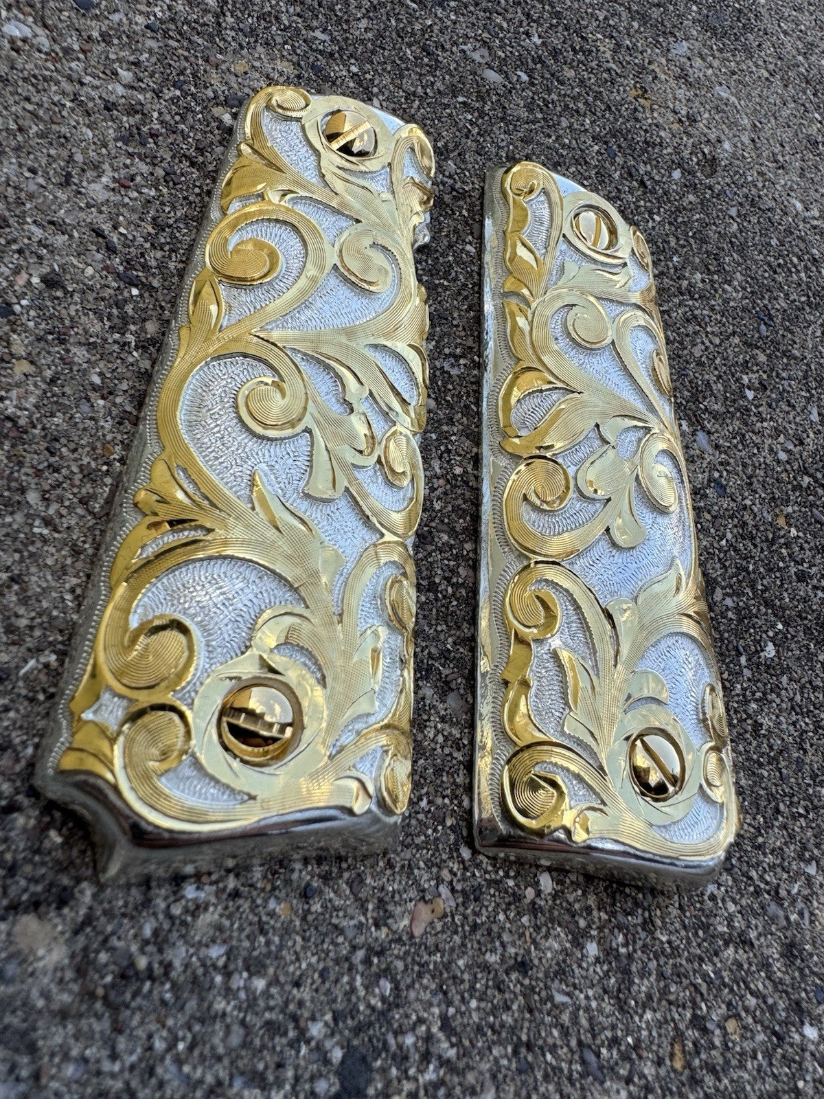 1911 45 38 Super Full Size Gold Gun Pistol Grip Cachas Chapeado & 24K Screws