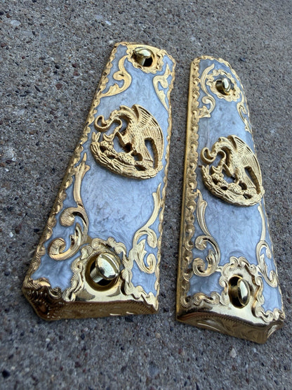 1911 45 38 Super Full Size Mexican Eagle Gold Gun Pistol Grip Cachas & 24K Screw