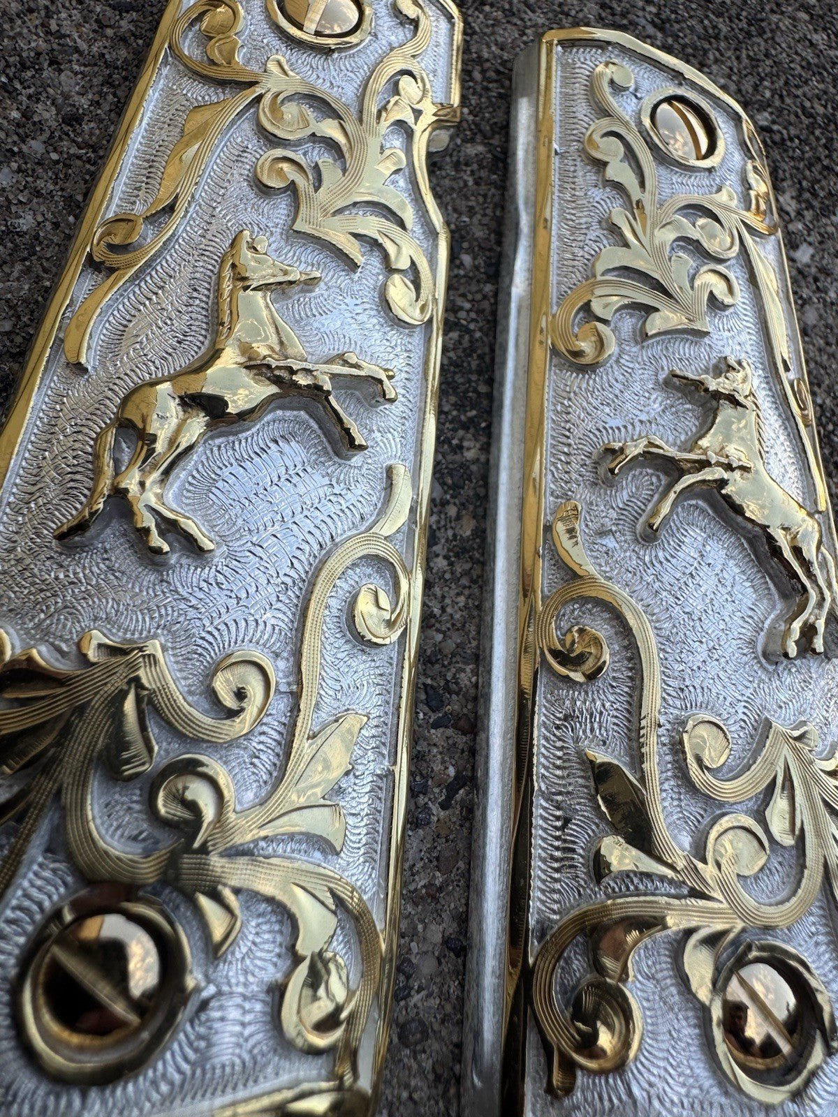 1911 45 38 Super Full Size Horse Gold Gun Pistol Grip Cachas & 24K Screws