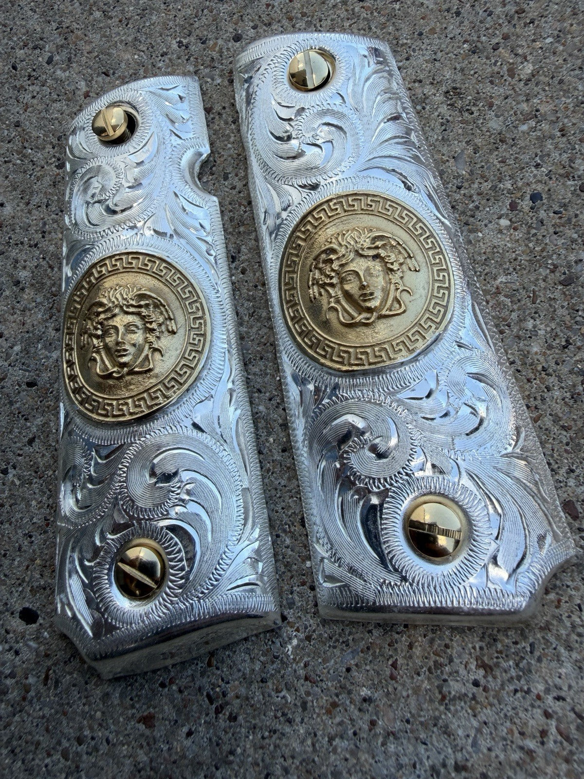 1911 45 38 Super Full Size Versace Gold Gun Pistol Grip Cachas & 24K Screws