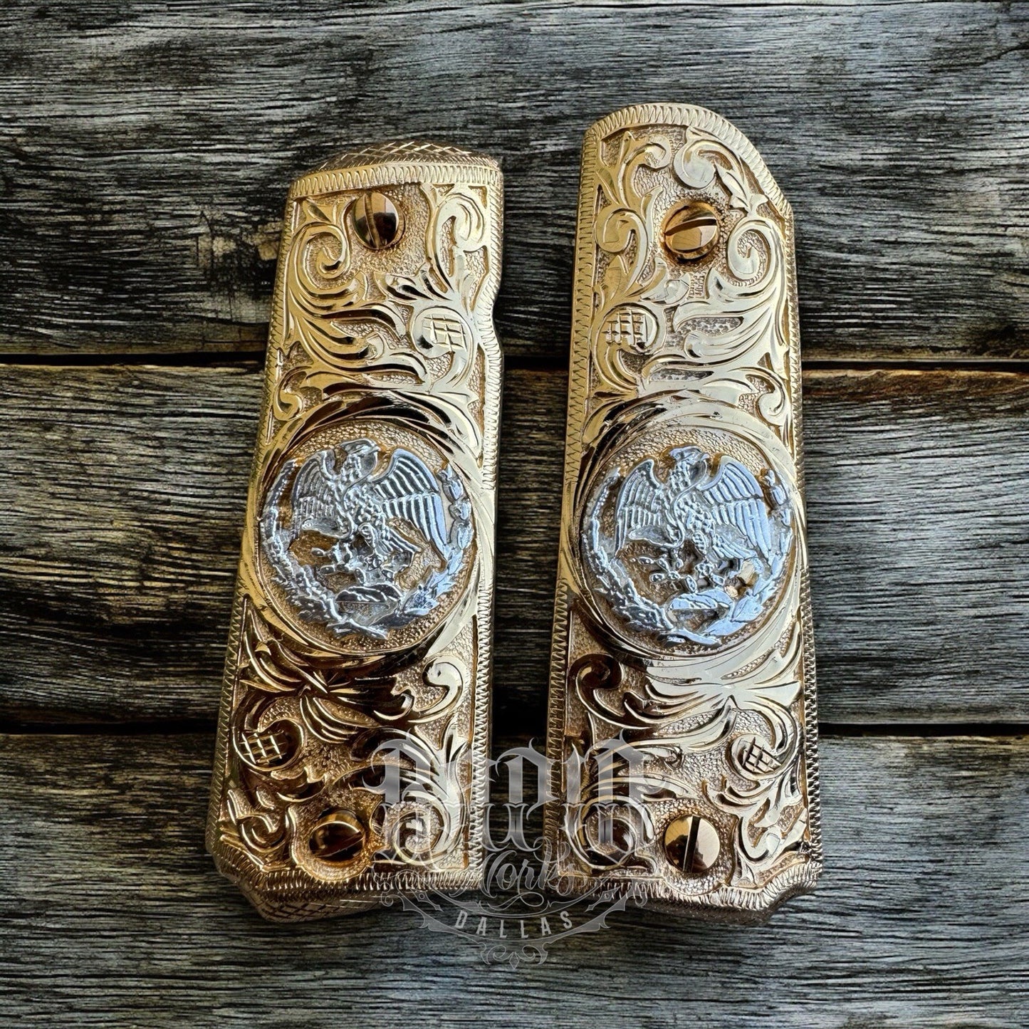 1911 45 38 Super Full Size Mexican Eagle Gold Gun Pistol Grip Cachas & 24K Screw