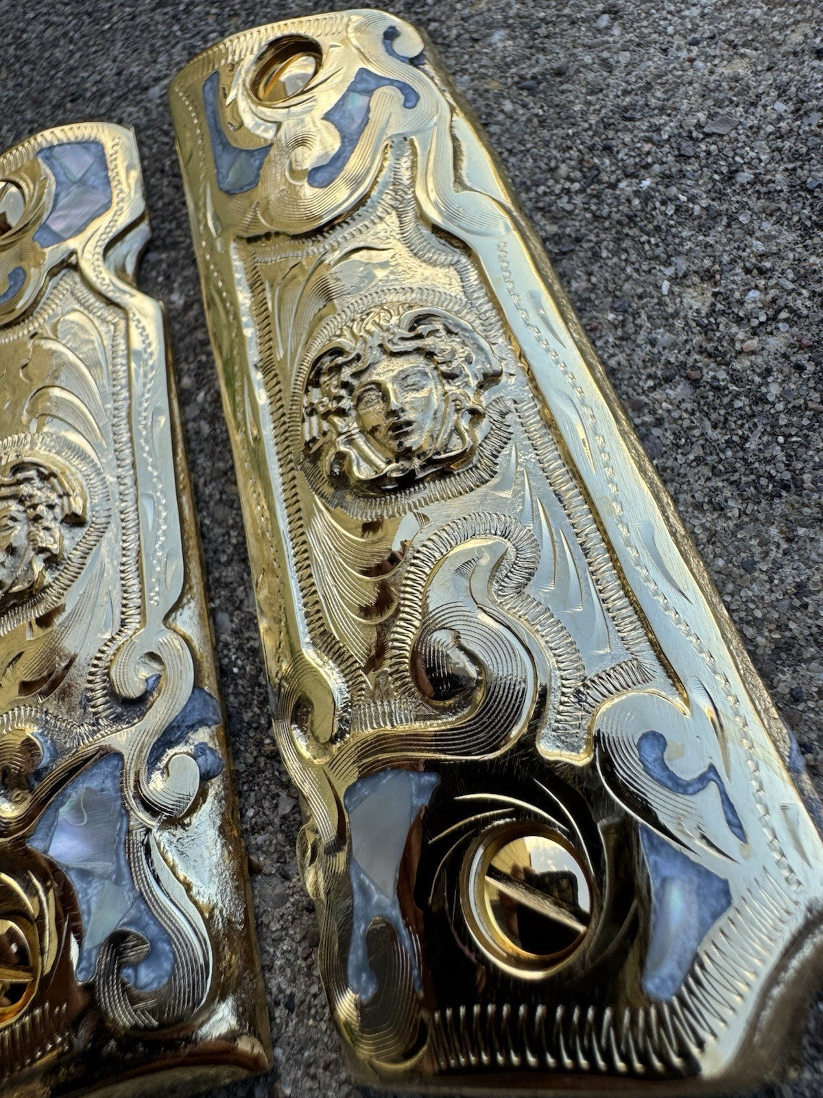 1911 45 38 Super Full Size Versace Gold Gun Pistol Grips Cachas & 24K Screws