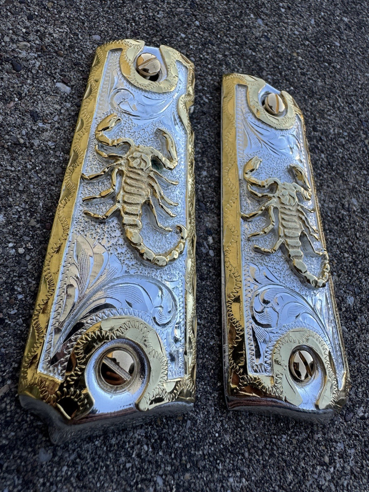 1911 45 38 Super Full Size Scorpion Gold Gun Pistol Grip Cachas & 24K Screws