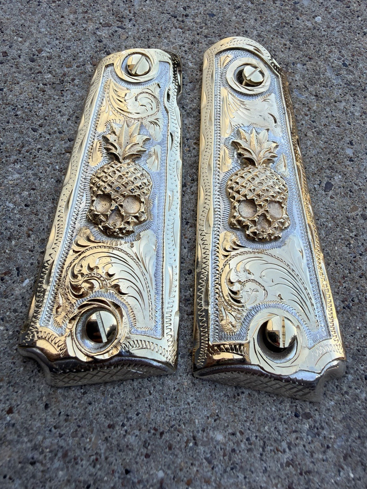 1911 45 38 Super Full Size Gold Gun Pistol Grip Cachas Chapeado & 24K Screws