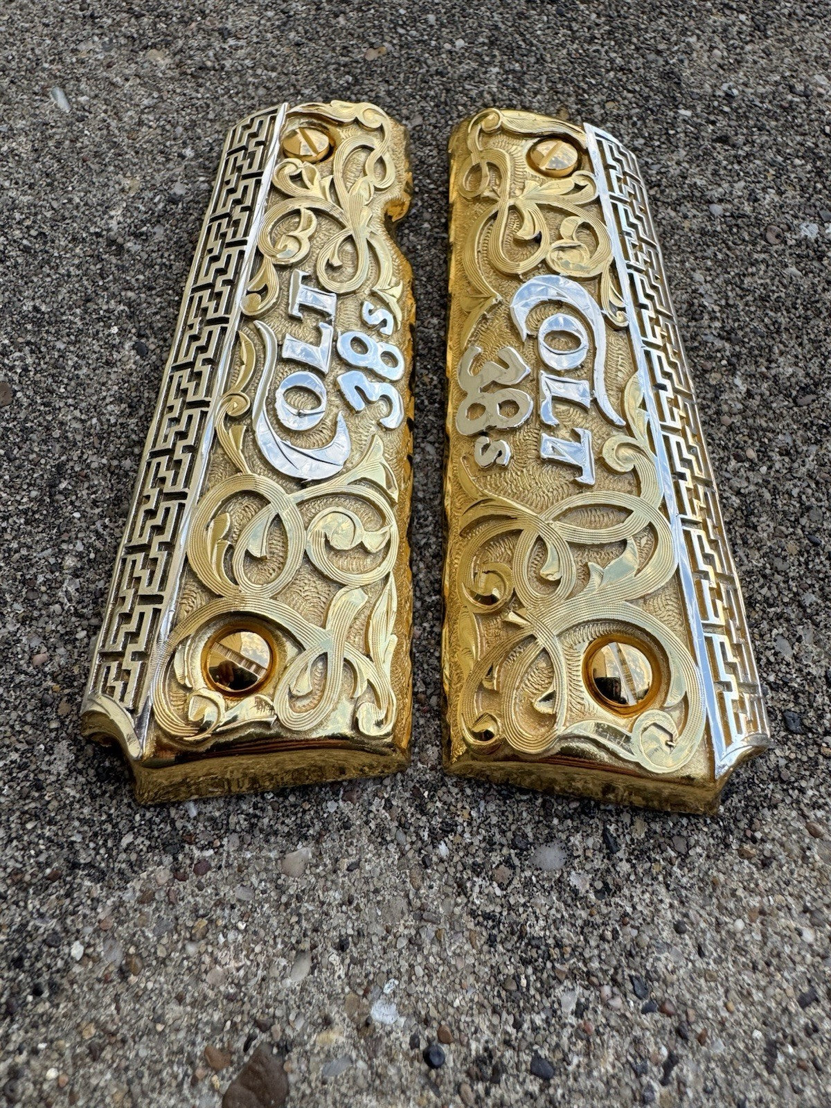 1911 45 38 Super Full Size Colt Gold Gun Pistol Grip Cachas & 24K Screws