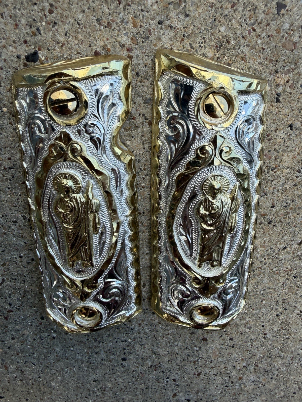1911 45 38 Super Full Size San Judas Gold Gun Pistol Grip Cachas & 24K Screws