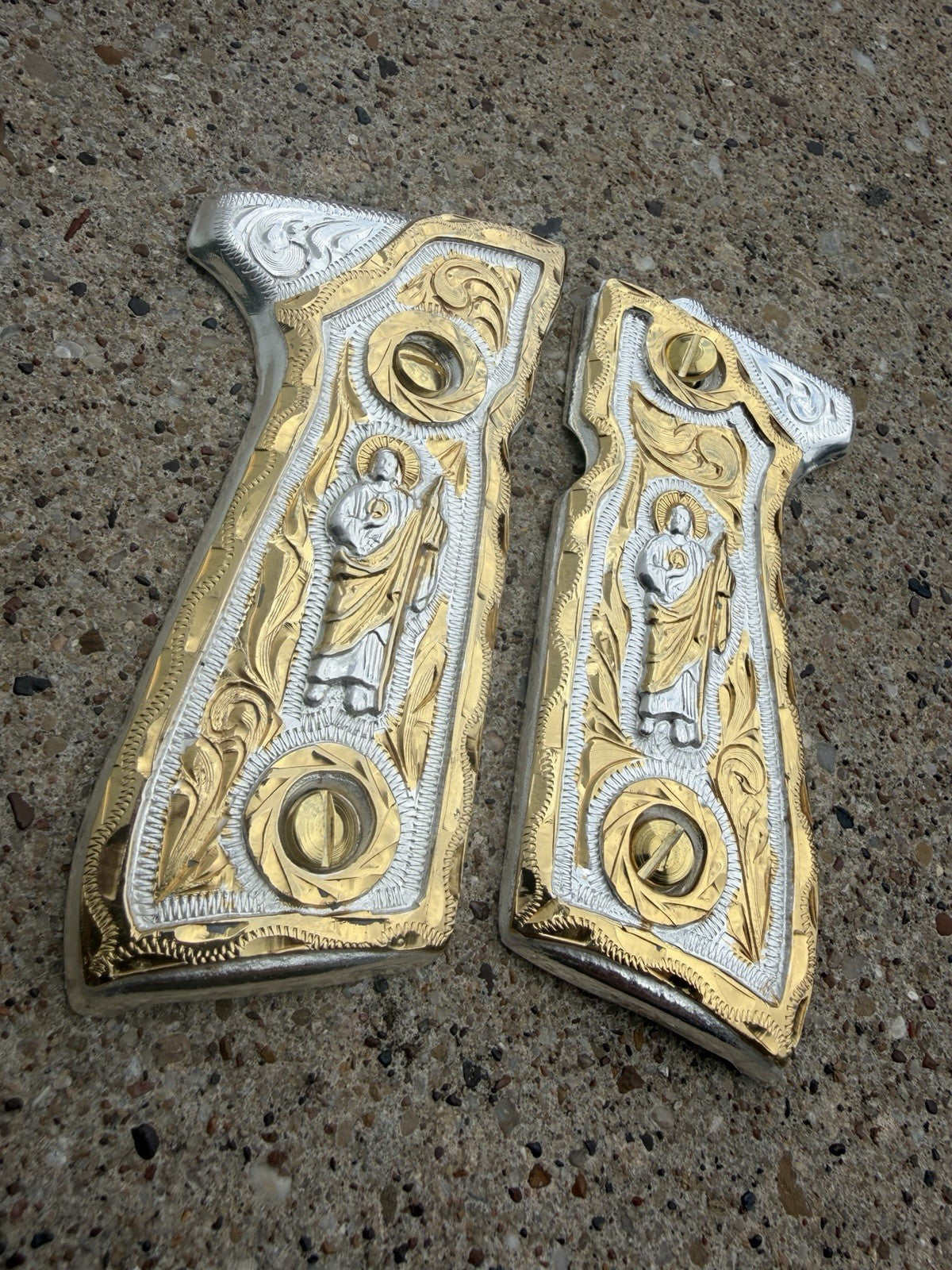 Beretta 92FS Cachas San Judas Gold Plated Pistol Custom Grips & Gold Screws