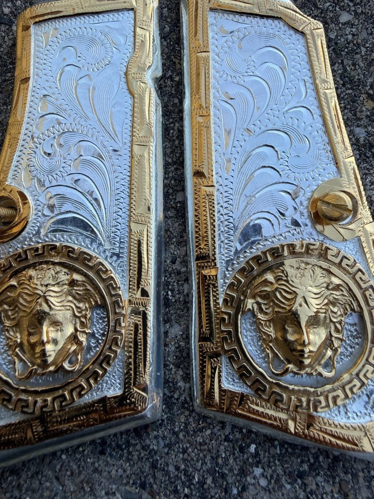 Browning Hi-Power 9mm Versace Gold Gun Pistol Grip Cachas & 2 24K Screws