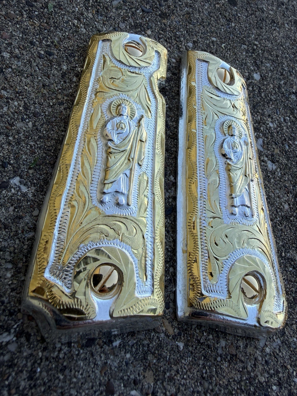 1911 45 38 Super Full Size San Judas Gold Gun Pistol Grip Cachas & 24K Screws