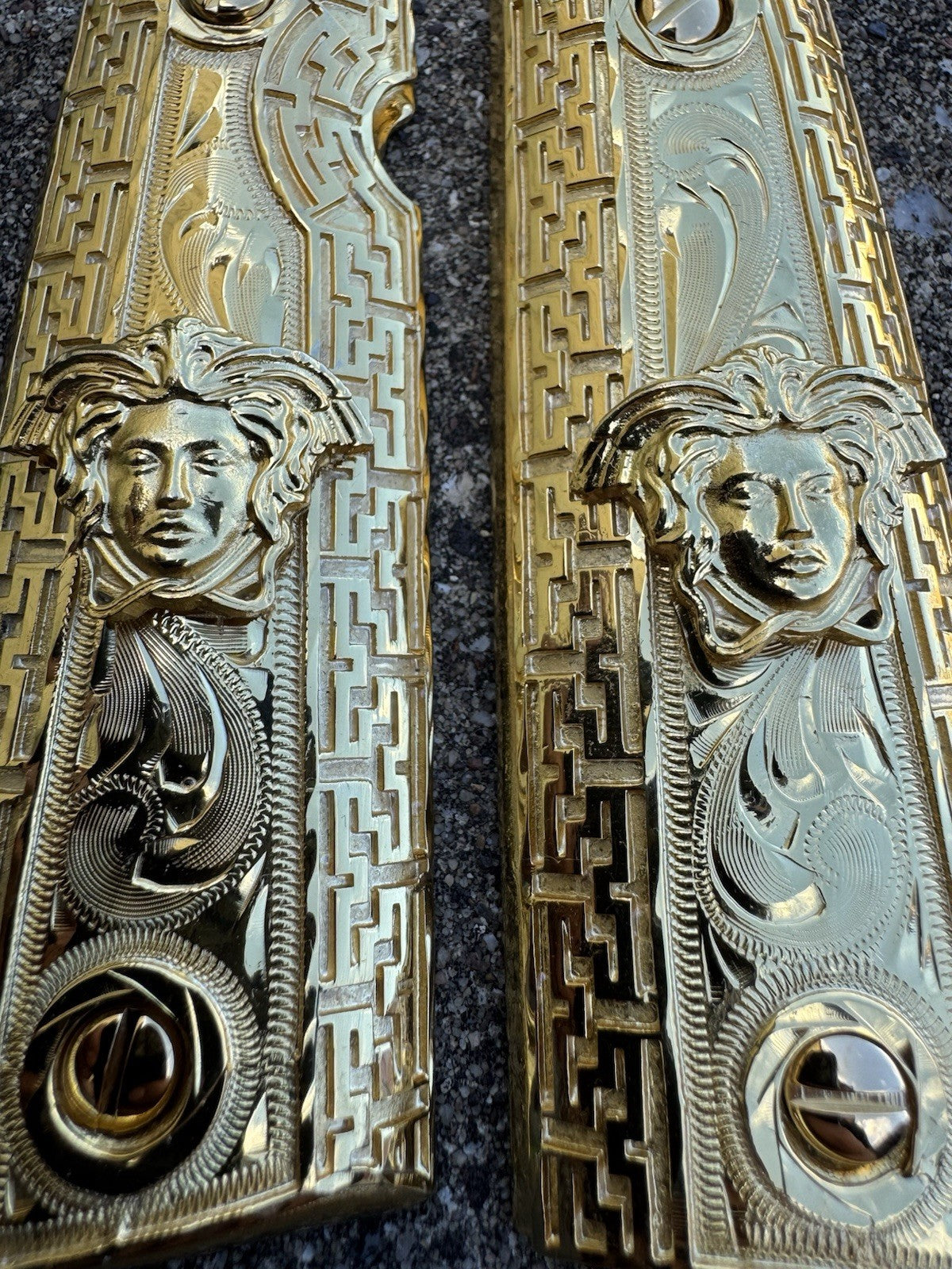 1911 45 38 Super Full Size Versace Gold Gun Pistol Grip Cachas & 24K Screws