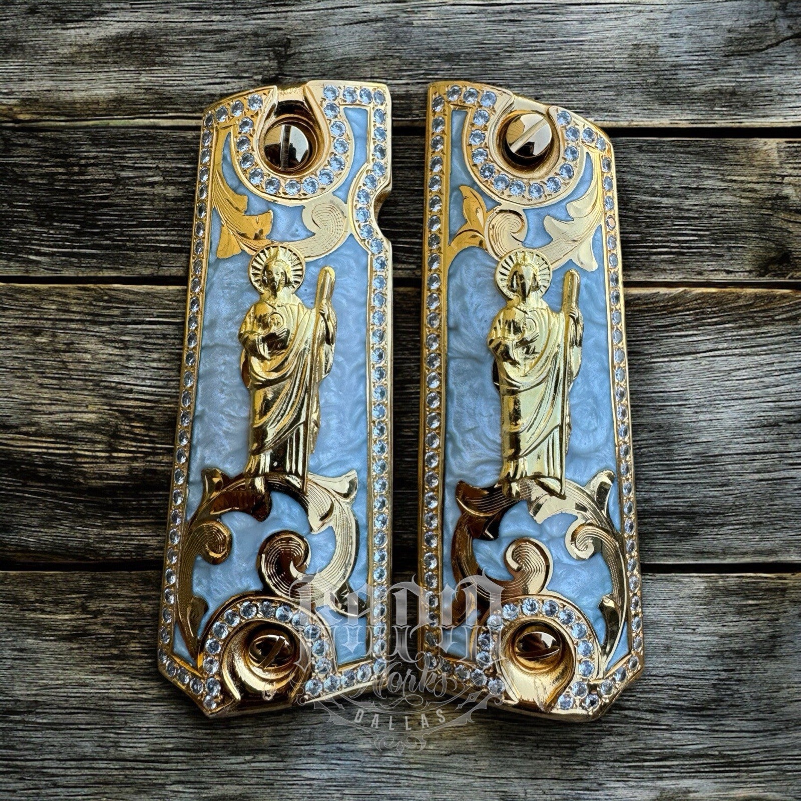 1911 ZIRCONIA 45 38 SUPER SAN JUDAS GOLD GUN PISTOL GRIP CACHAS & 24K SCREWS