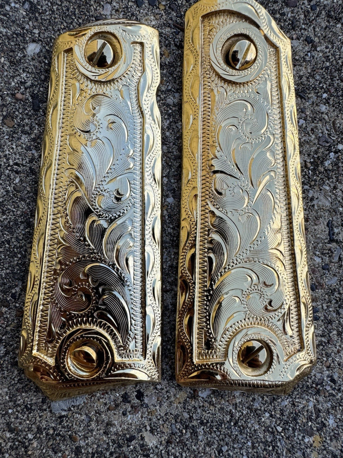 1911 45 38 Super Full Size Gold Gun Pistol Grip Cachas Chapeado & 24K Screws
