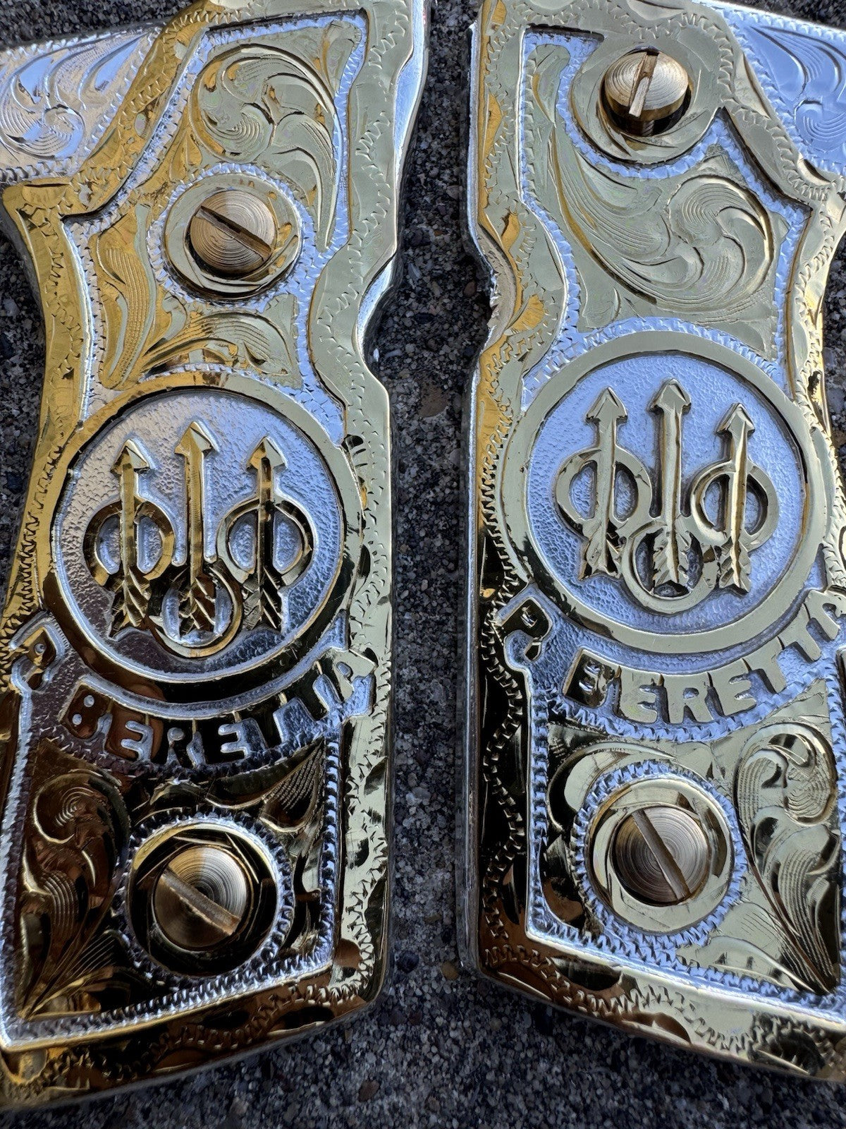 Beretta 92FS Cachas Gold Plated Pistol Custom Grips & Gold Screws