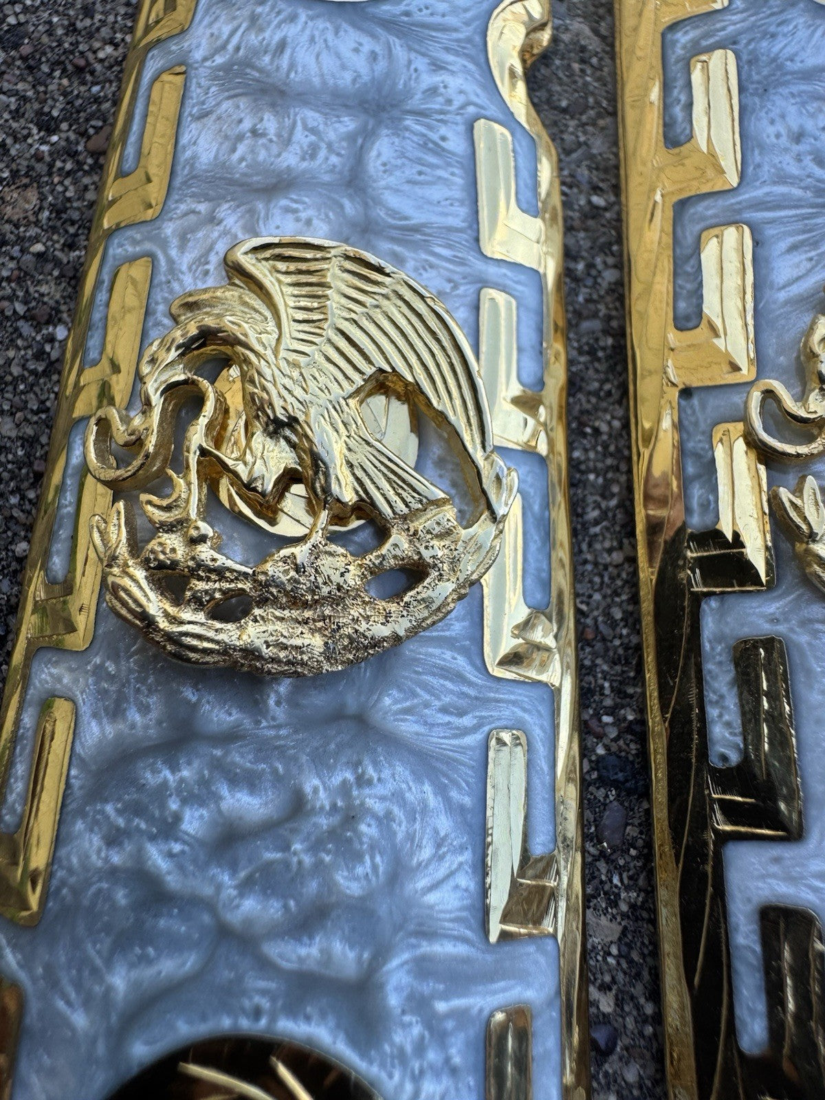 1911 45 38 Super Full Size Aguila Gold Gun Pistol Grip Cachas & 24K Screws