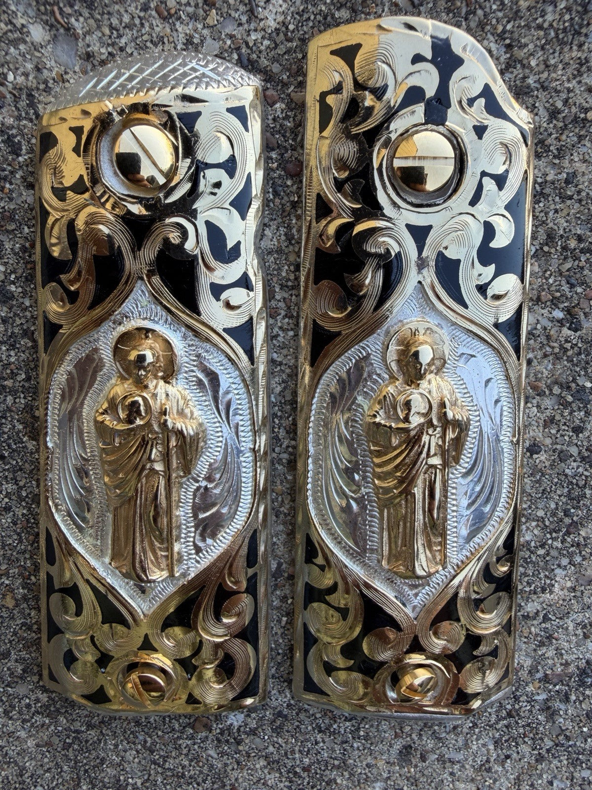 1911 45 38 Super Full Size San Judas Gold Gun Pistol Grip Cachas & 24K Screws