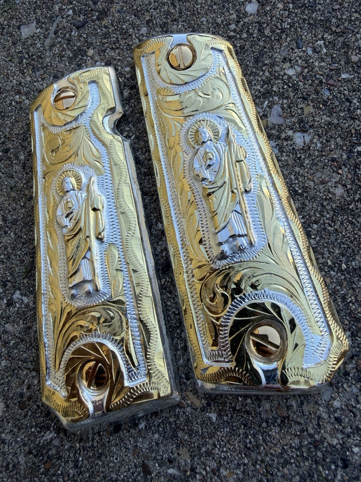 1911 45 38 Super Full Size San Judas Gold Gun Pistol Grip Cachas & 24K Screws