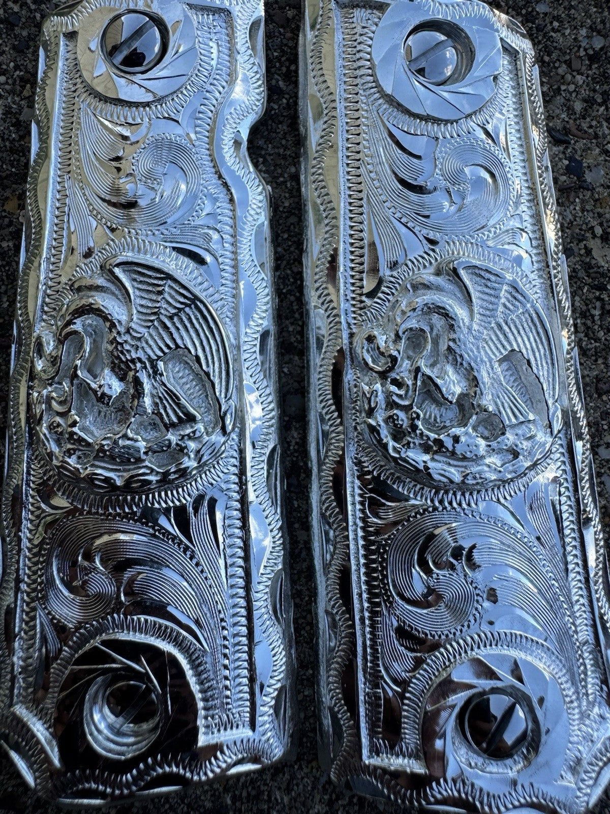 1911 45 38 Super Full Size Mexican Eagle Gun Pistol Grip Cachas & Polished Screw