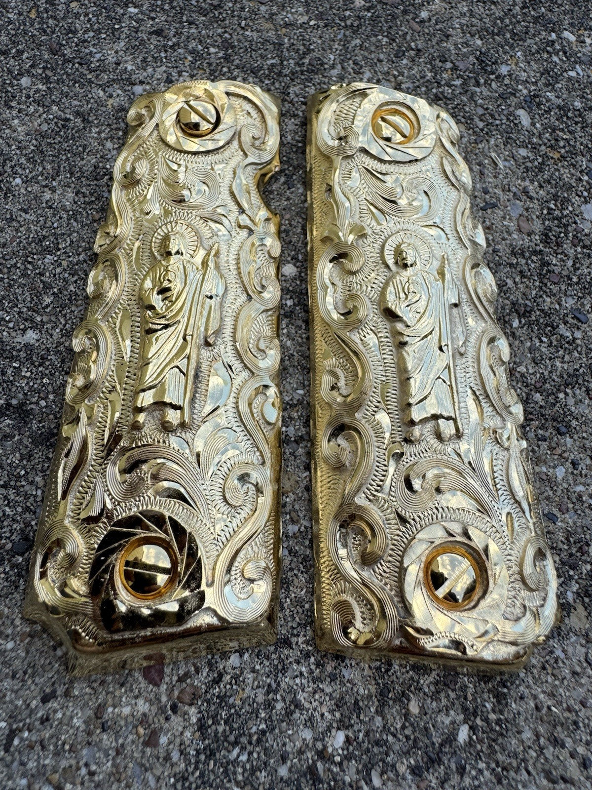 1911 45 38 Super Full Size San Judas Gold Gun Pistol Grip Cachas & 24K Screws