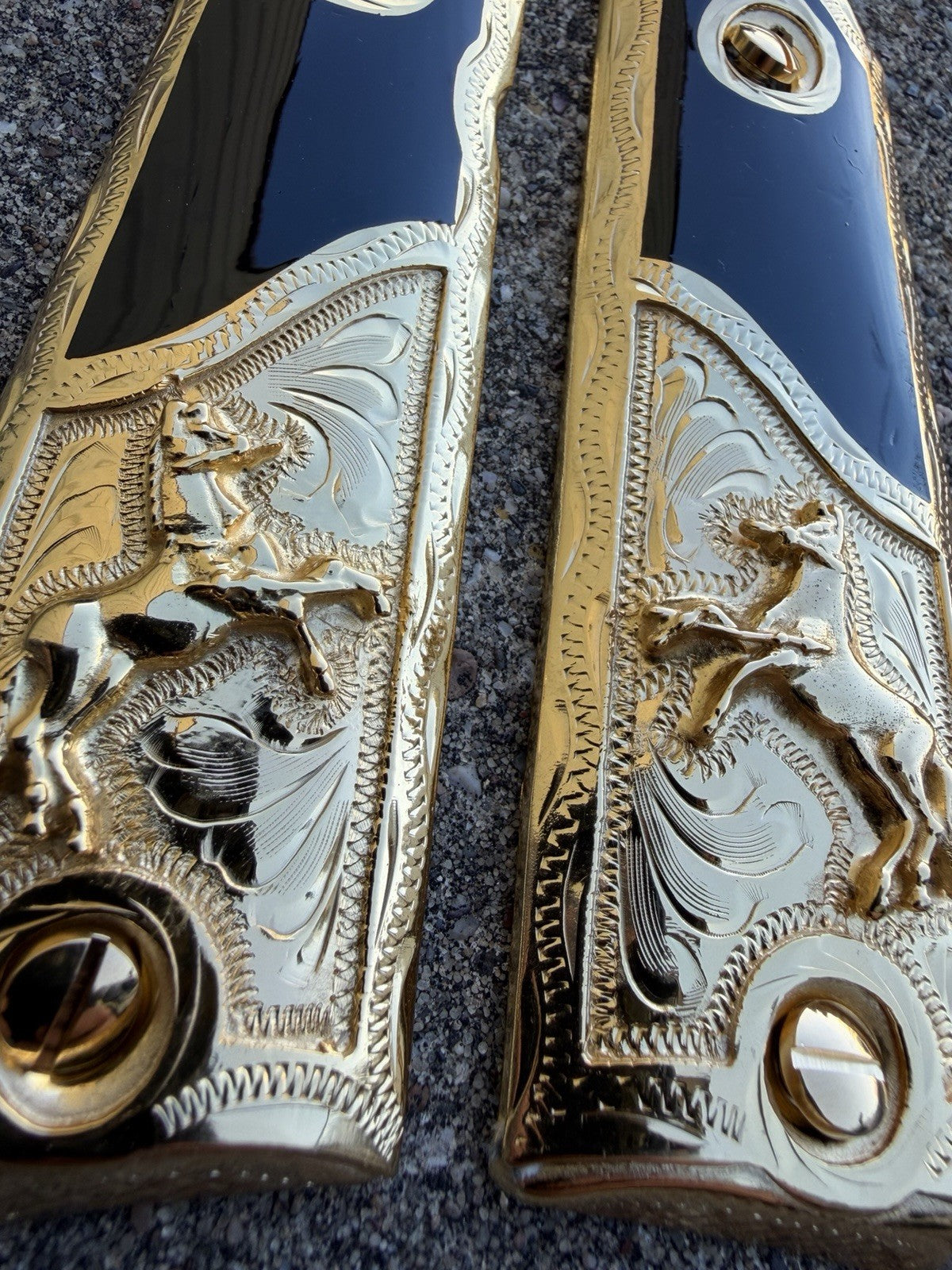 1911 45 38 Super Full Size Horse Gold Gun Pistol Grip Cachas & 24K Screws