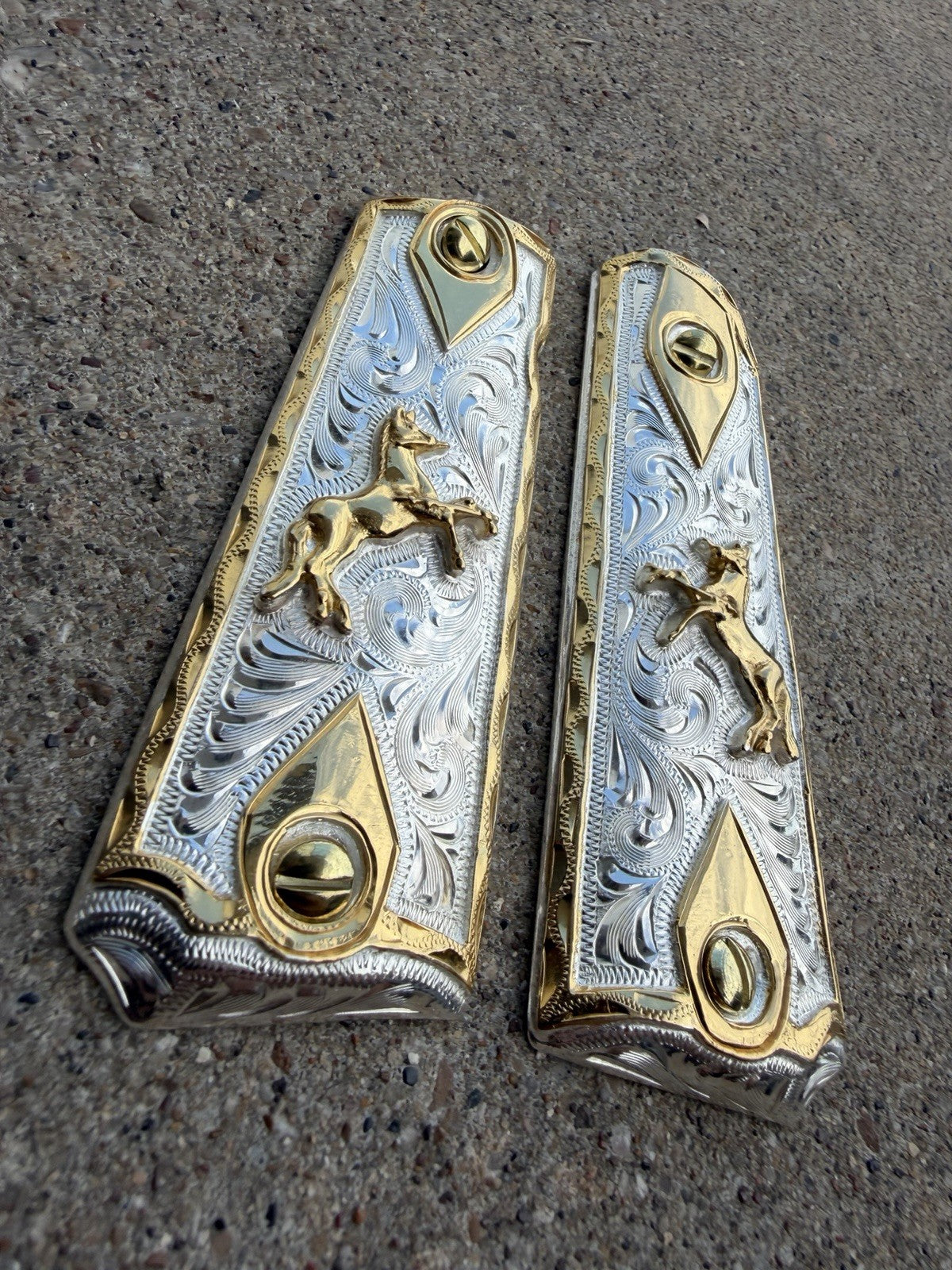1911 45 38 Super Full Size Horse Gold Gun Pistol Grip Cachas & 24K Screws