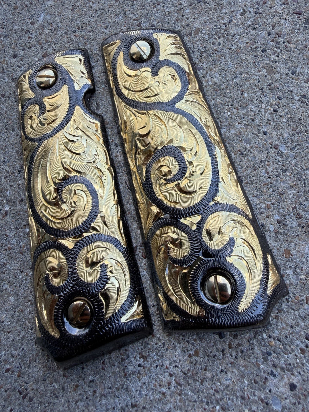 1911 45 38 Super Full Size Gold Gun Pistol Grip Cachas Chapeado & 24K Screws