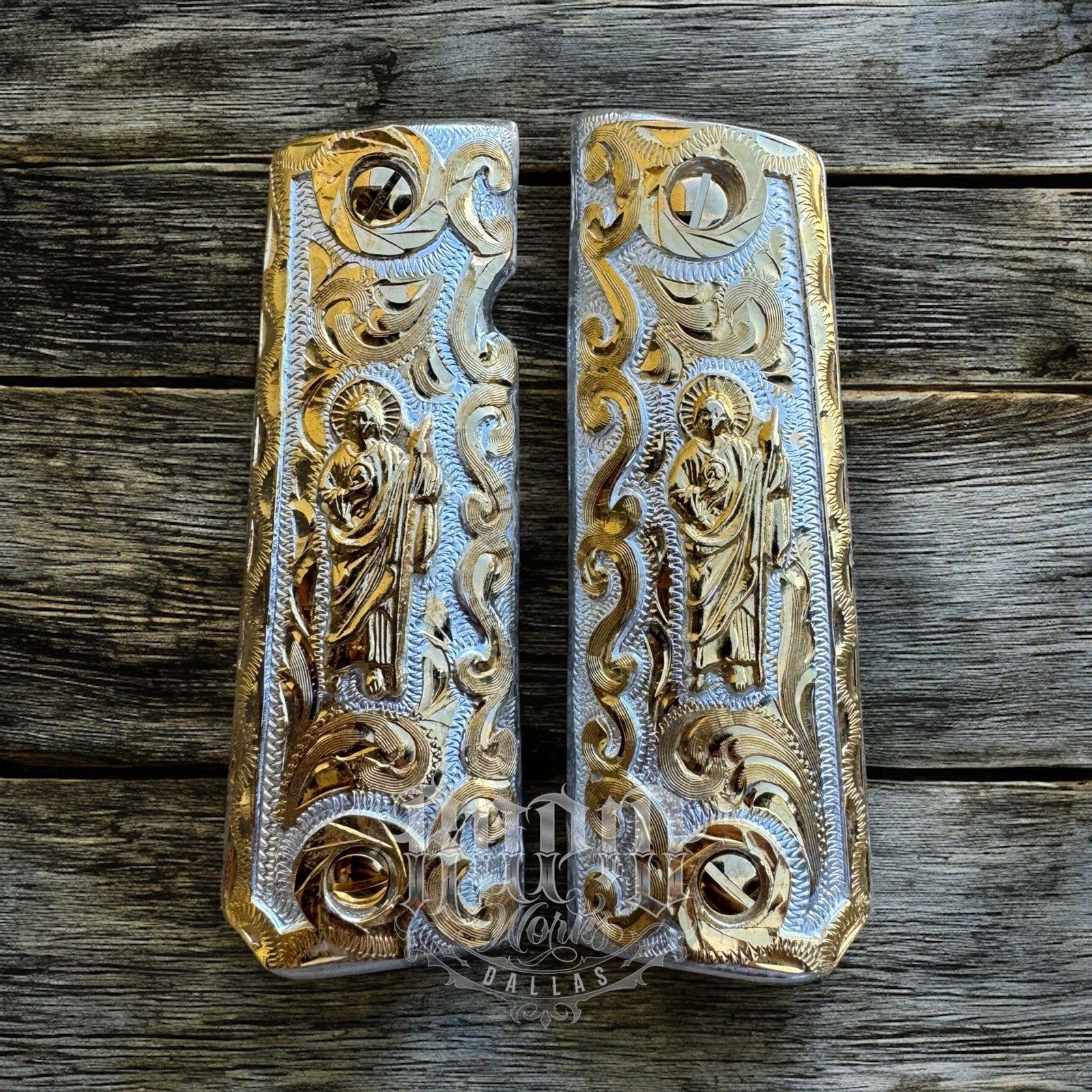 1911 45 38 Super Full Size San Judas Gold Gun Pistol Grip Cachas & 24K Screws