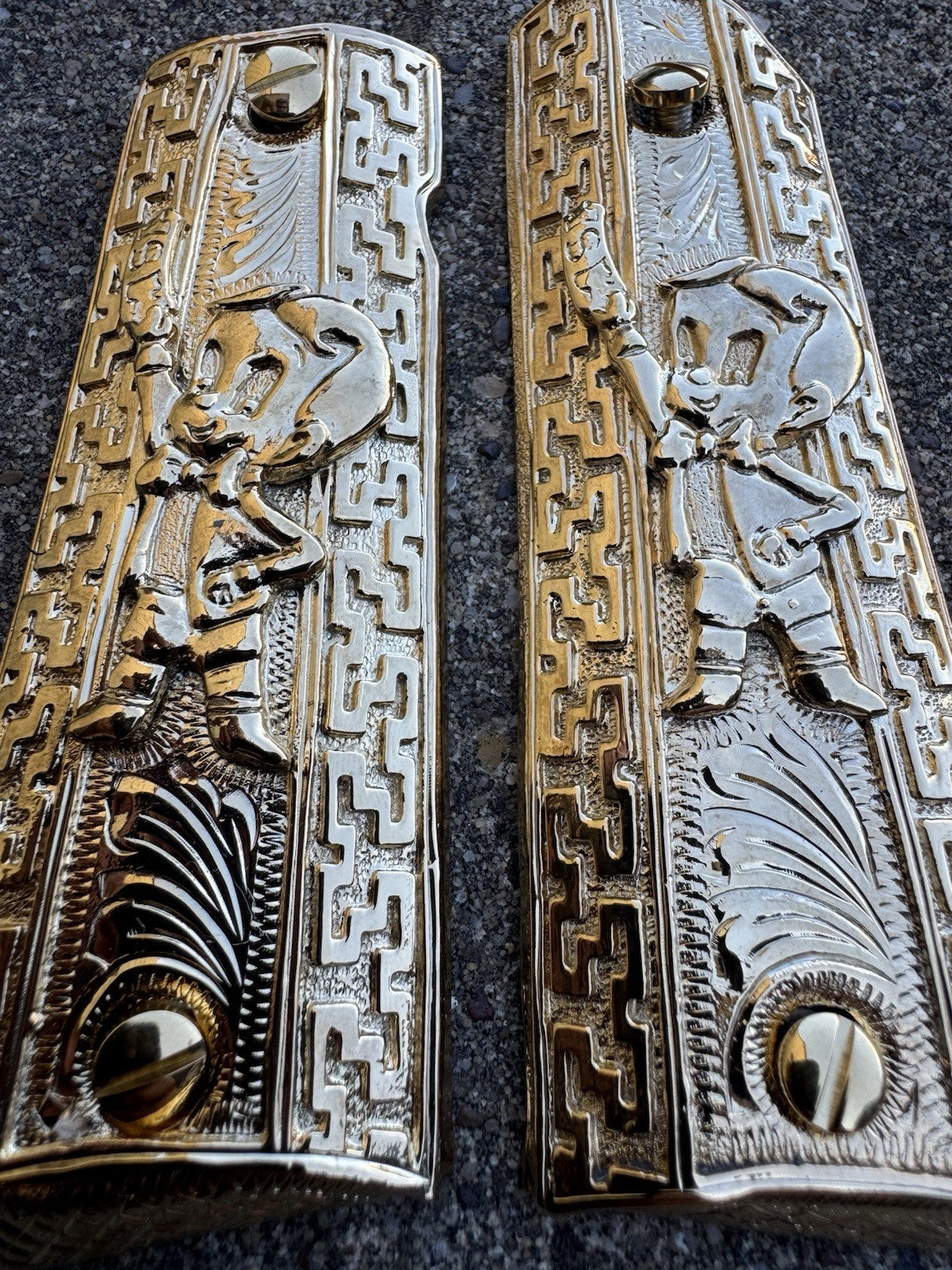 1911 45 38 Super Full Size Richie Rich Gold Gun Pistol Grip Cachas & 24K Screws