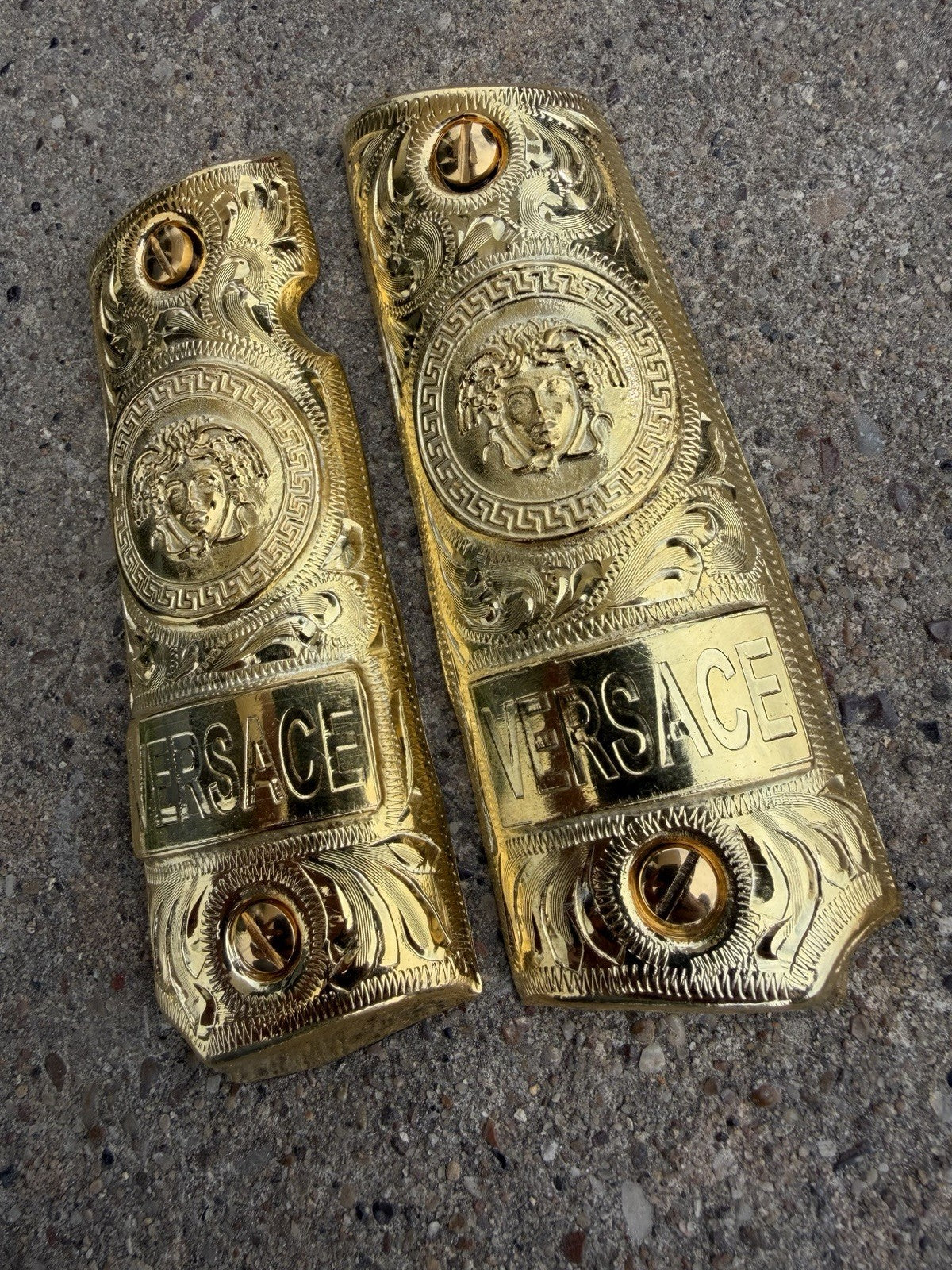 1911 45 38 Super Full Size Versace Gold Gun Pistol Grip Cachas & 24K Screws