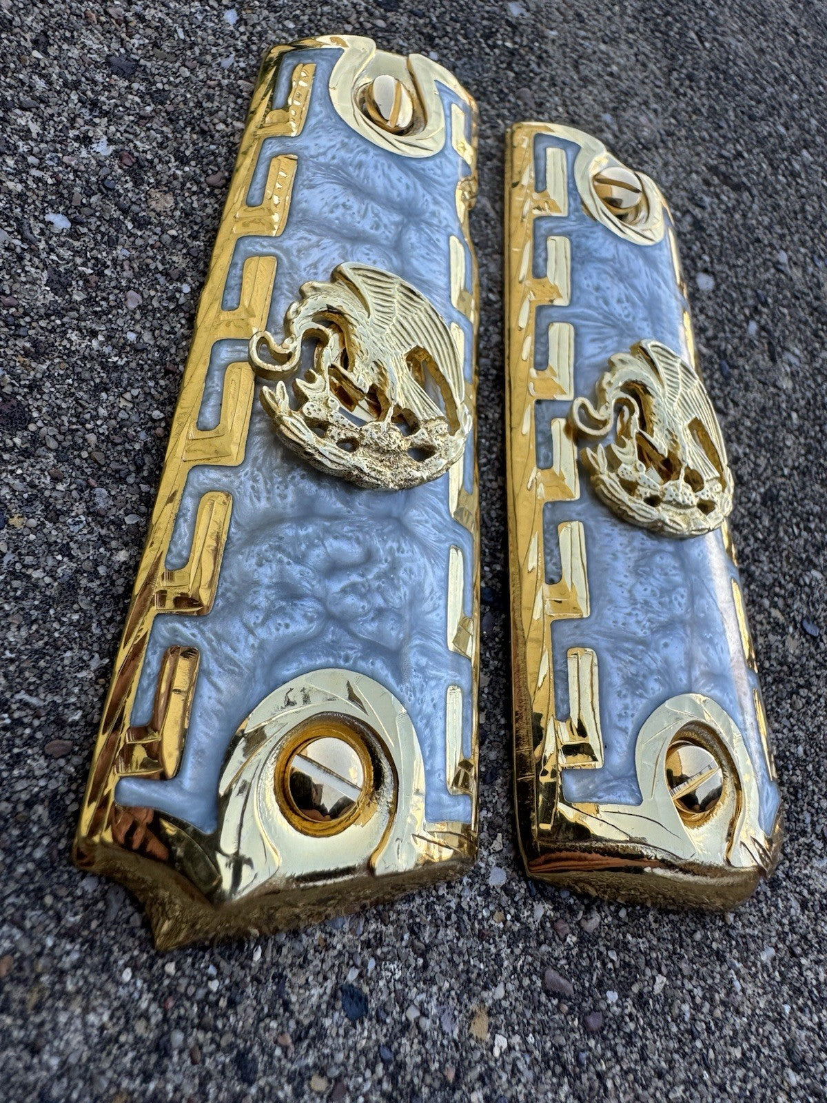 1911 45 38 Super Full Size Aguila Gold Gun Pistol Grip Cachas & 24K Screws