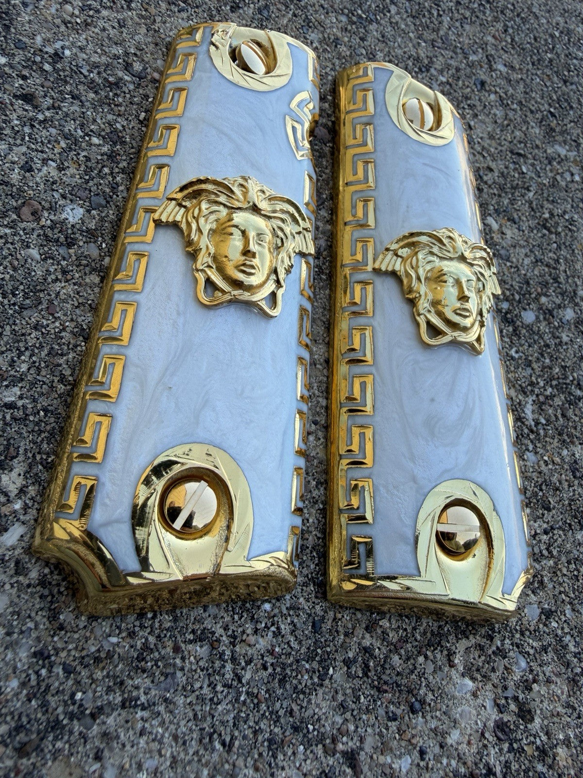 1911 45 38 Super Full Size Versace Gold Gun Pistol Grip Cachas & 24K Screws