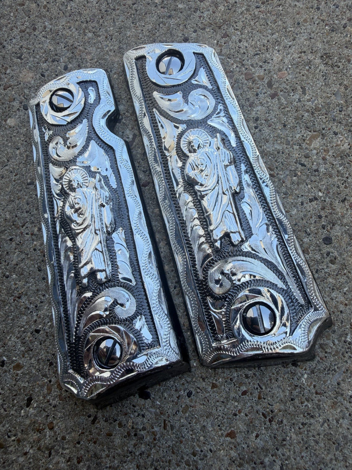 1911 45 38 Super Full Size San Judas Gun Pistol Grip Cachas & Polished Screws