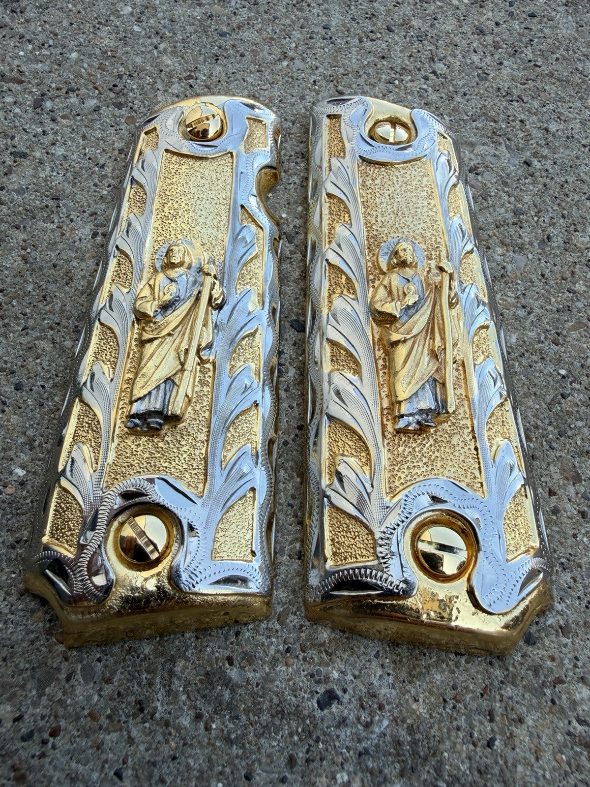 1911 45 38 Super Full Size San Judas Gold Gun Pistol Grip Cachas & 24K Screws