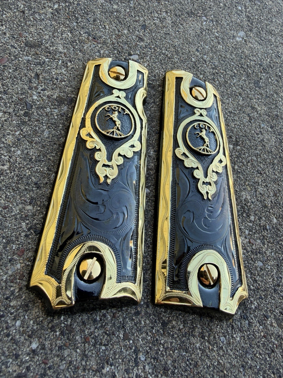 1911 45 38 Super Full Size Horse Gold Gun Pistol Grip Cachas & 24K Screws