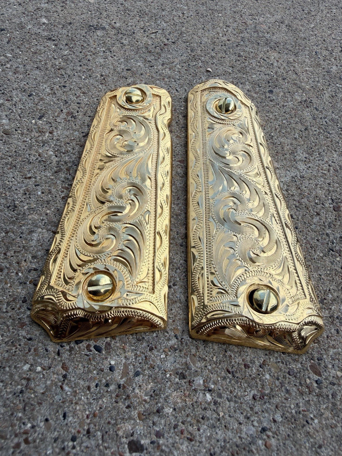 1911 45 38 Super Full Size Gold Gun Pistol Grip Cachas Chapeado & 24K Screws