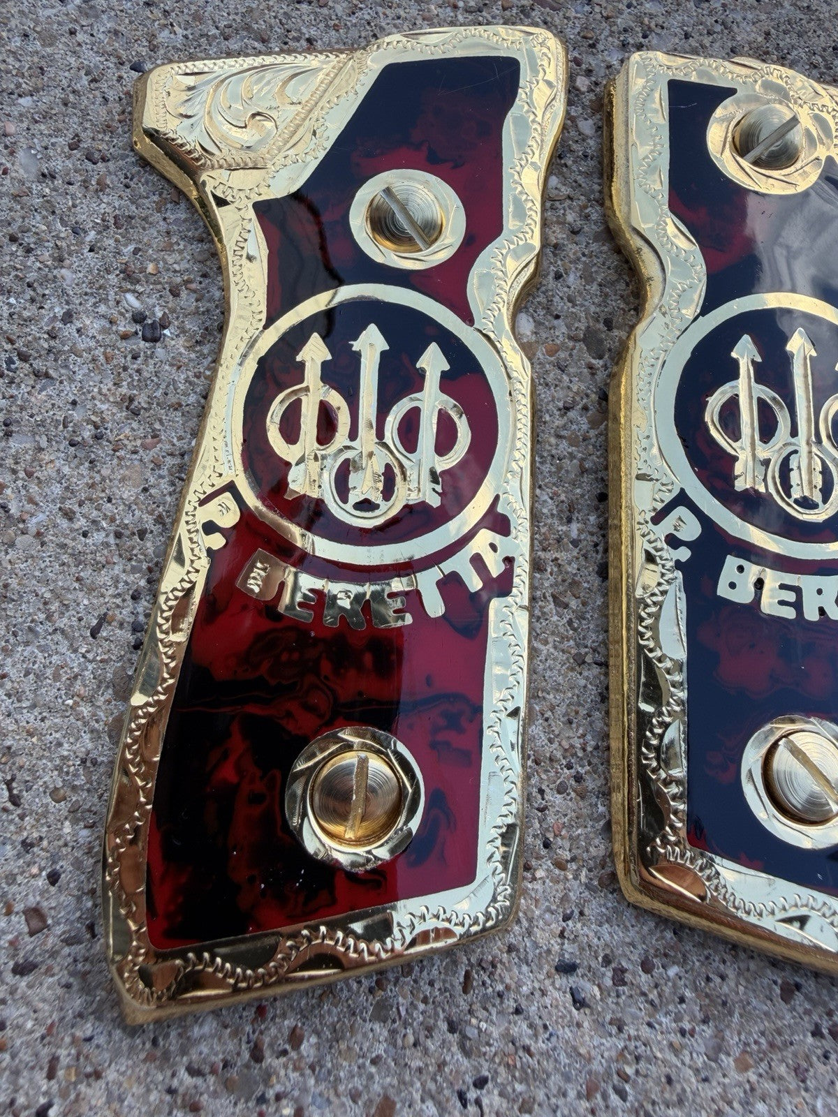 Beretta 92FS Cachas Gold Plated Pistol Custom Grips & Gold Screws