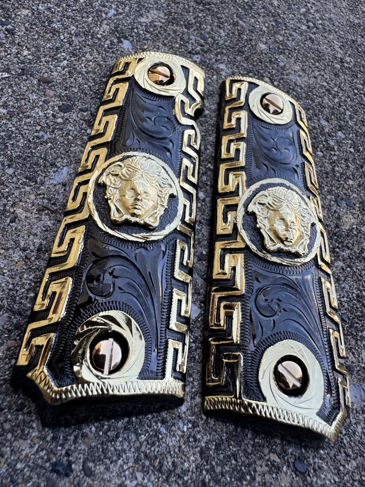 1911 45 38 Super Full Size Versace Gold Gun Pistol Grip Cachas & 24K Screws